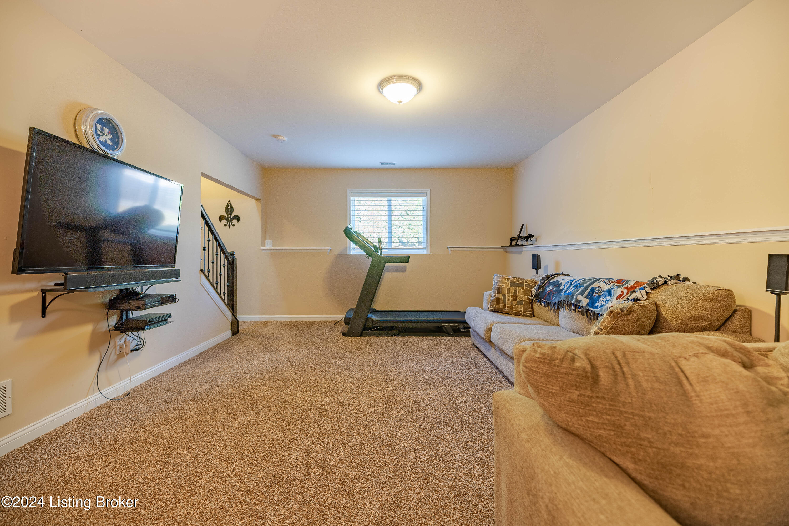 8805 Meadow Sweet Way