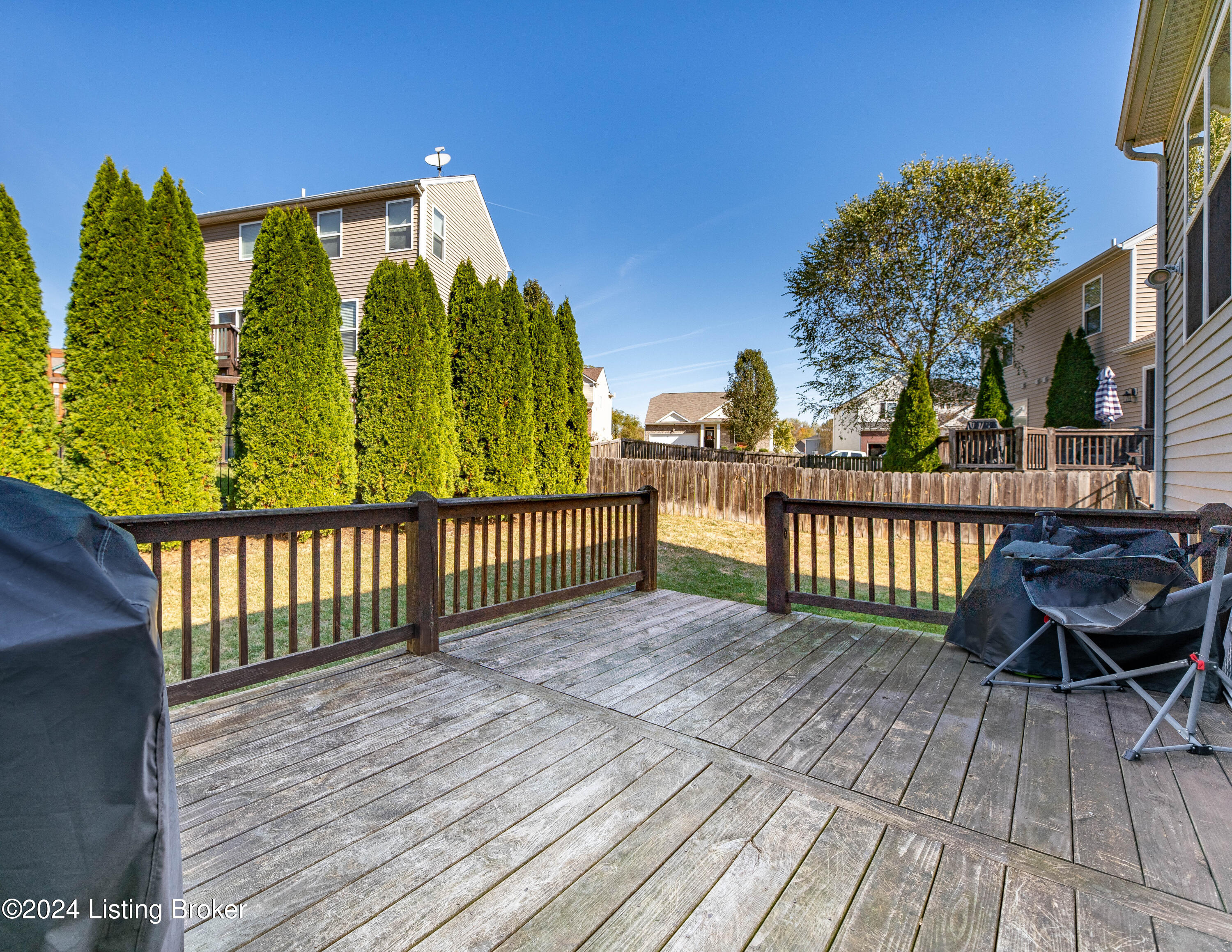 8805 Meadow Sweet Way
