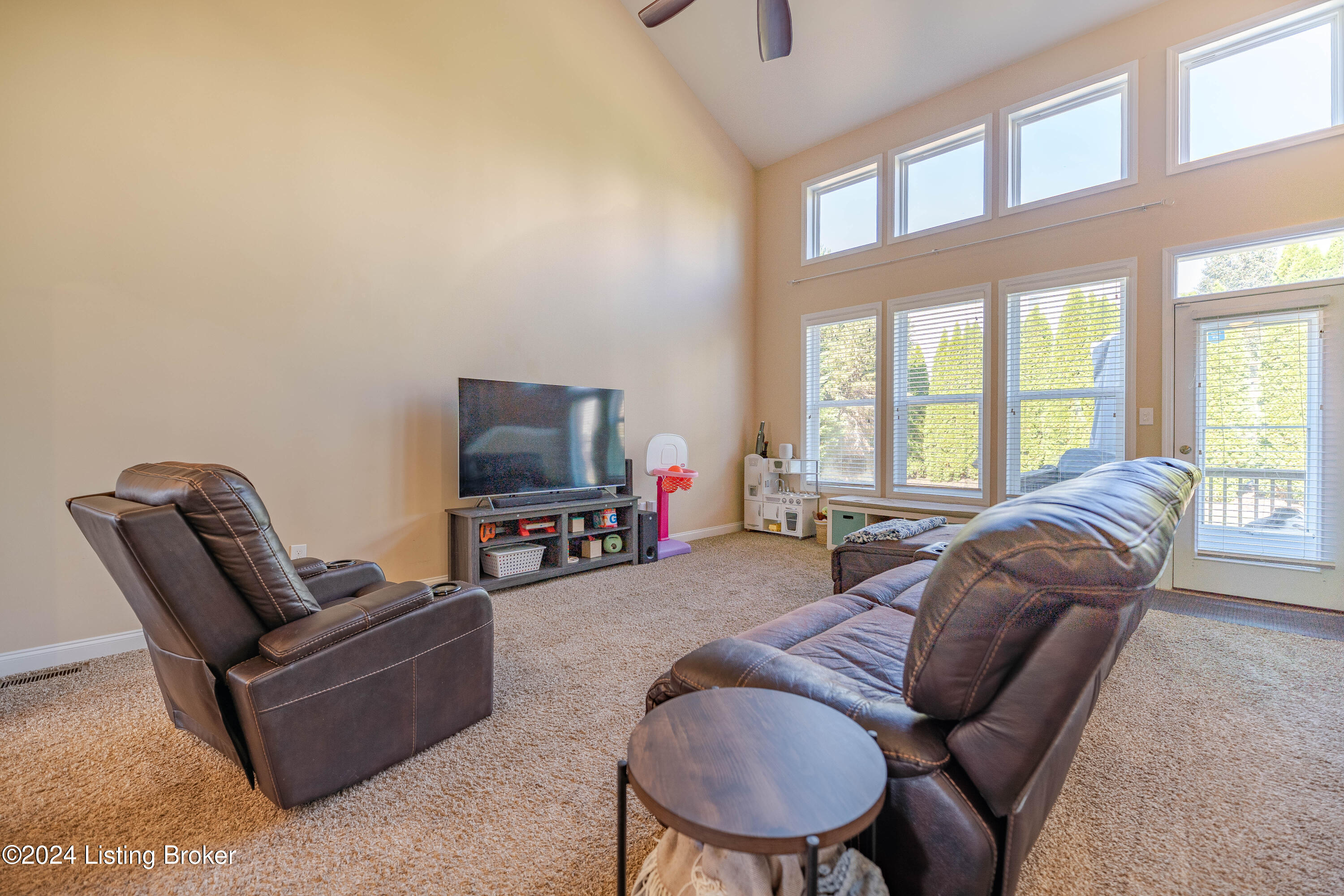 8805 Meadow Sweet Way