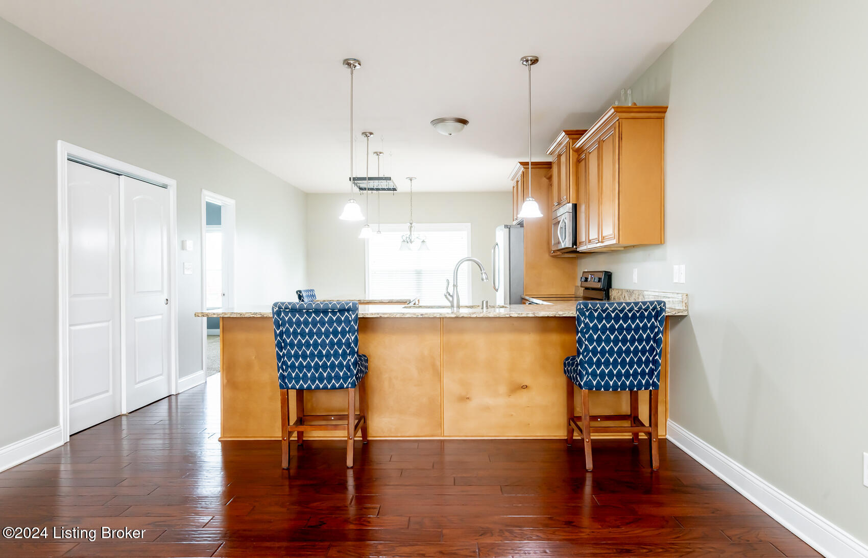 1701 Coral Ct