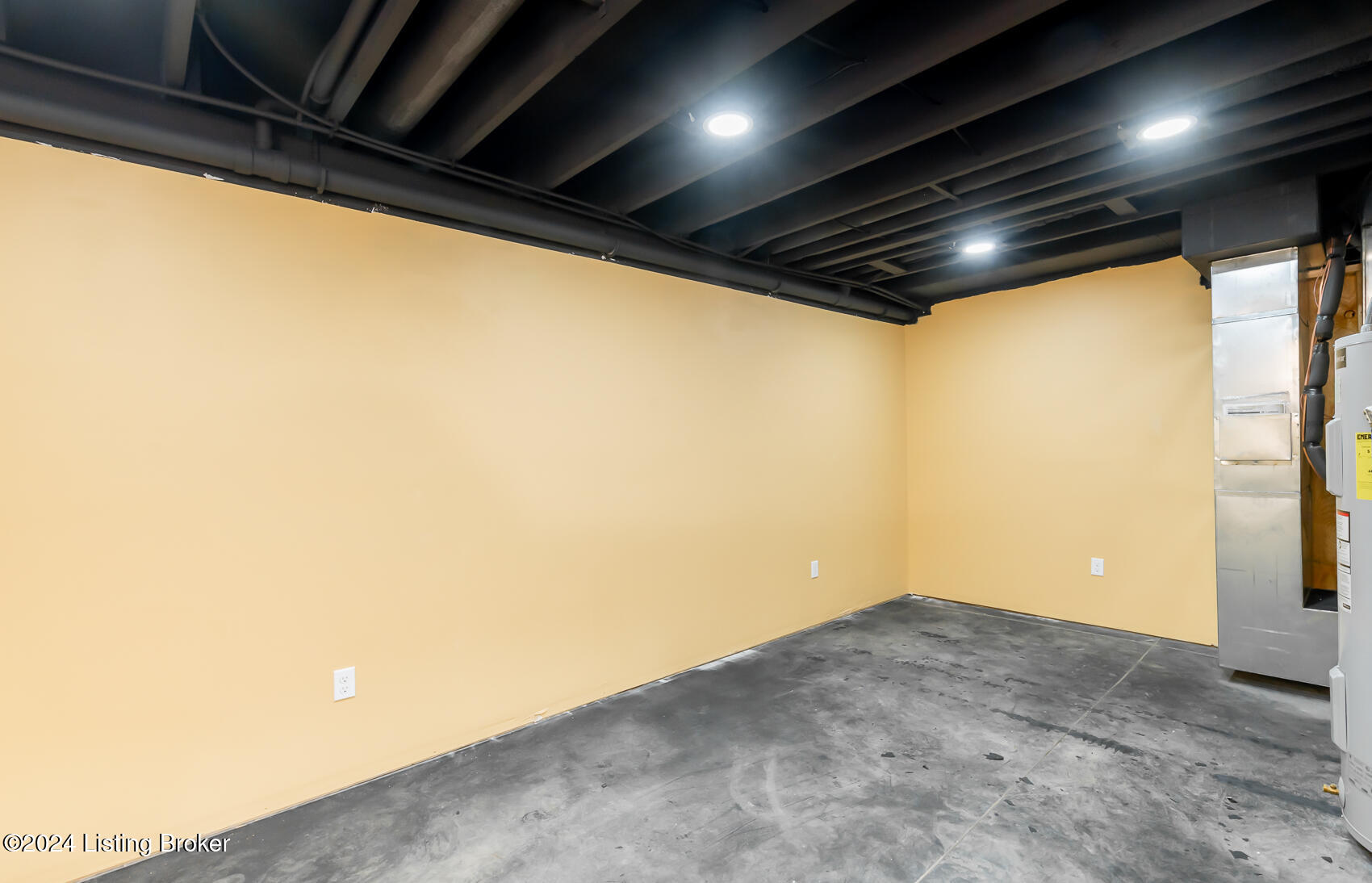 1701 Coral Ct