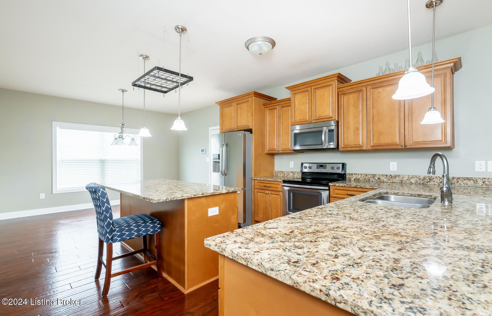 1701 Coral Ct
