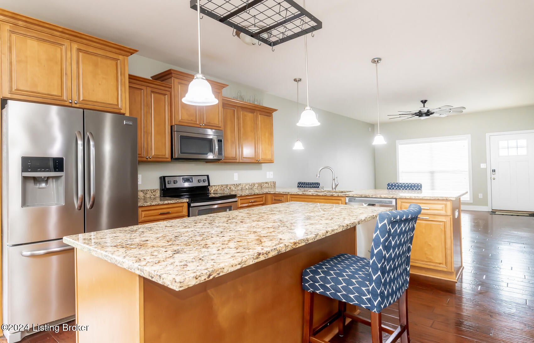 1701 Coral Ct