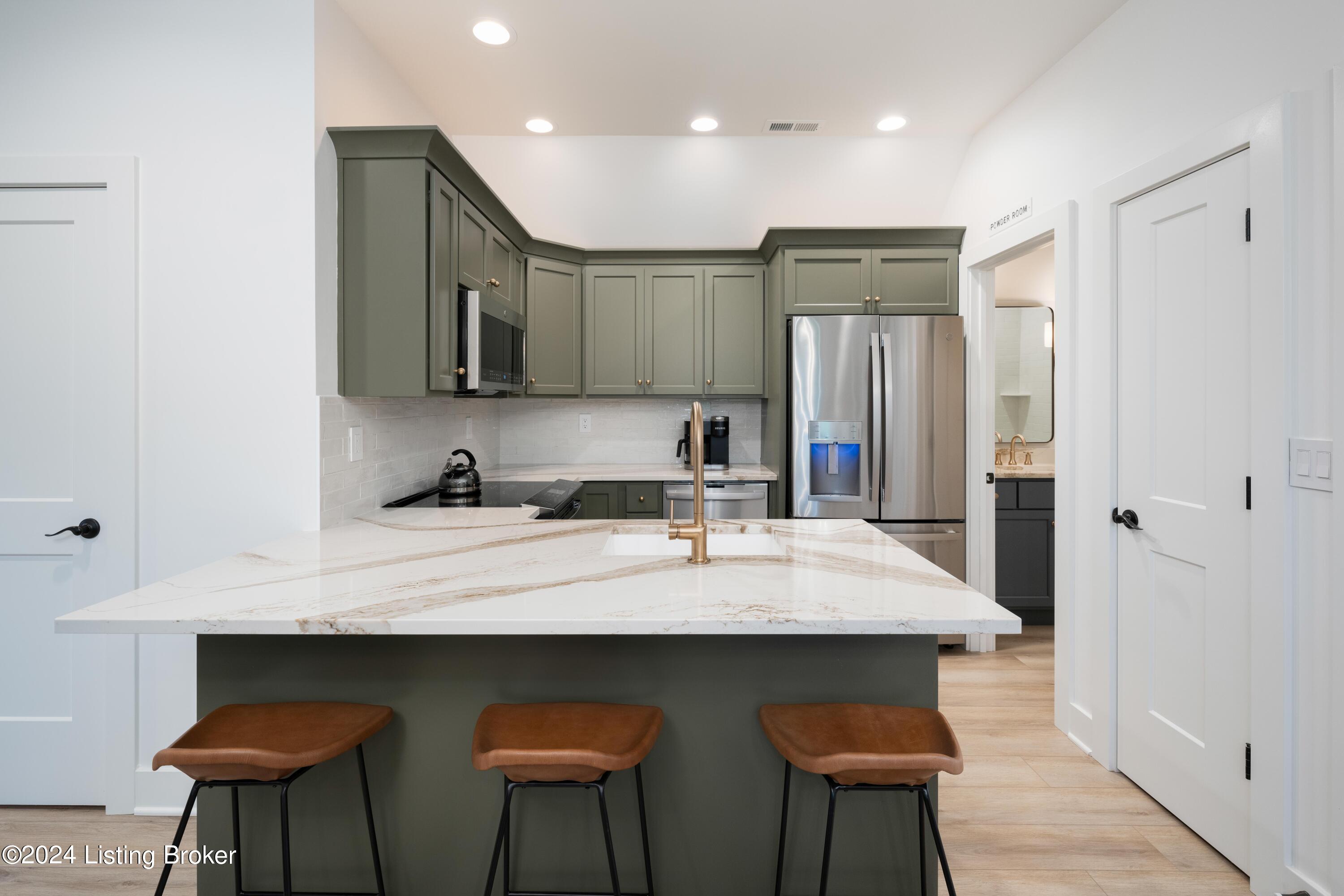 11409 River Beauty Loop
