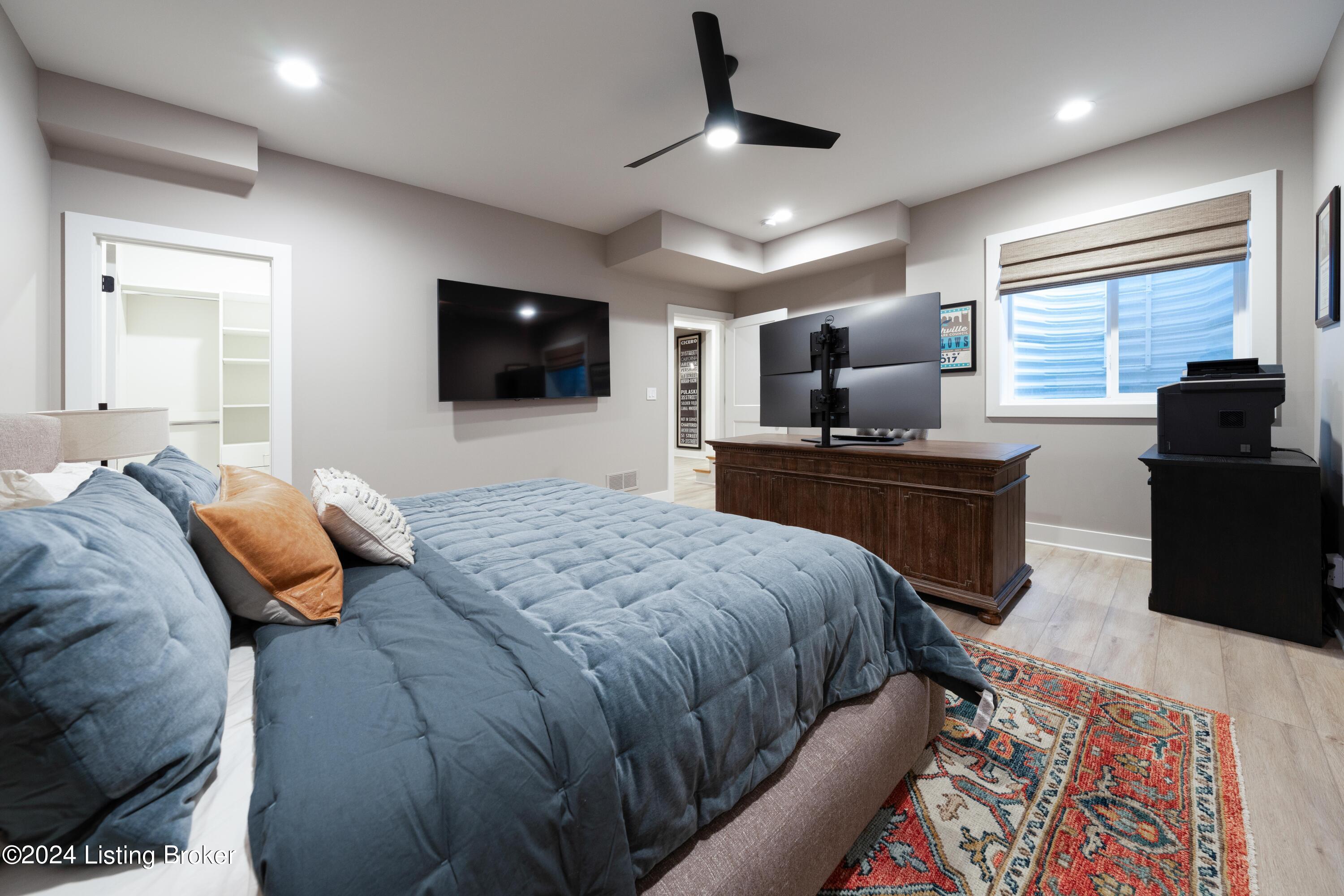 11409 River Beauty Loop