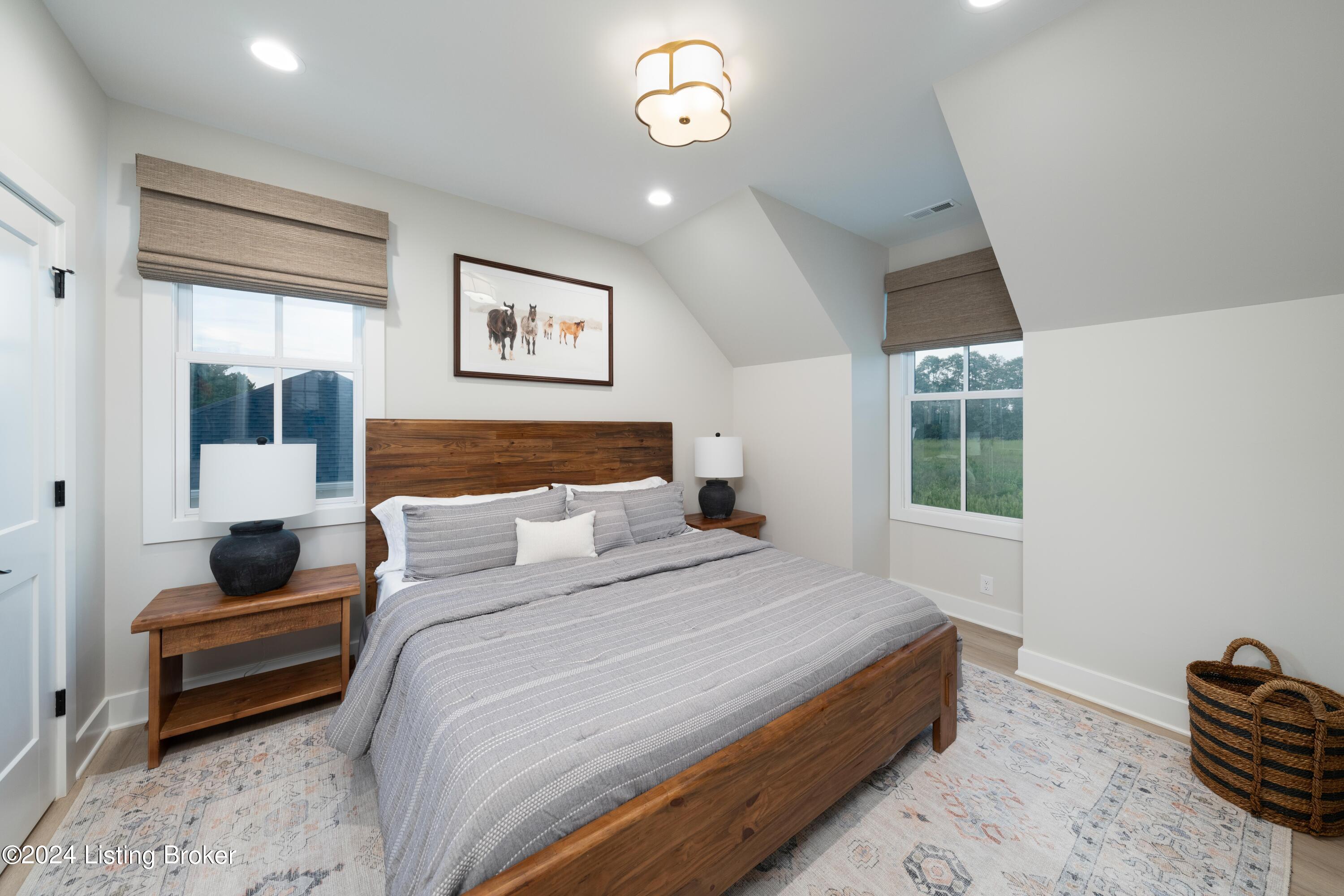 11409 River Beauty Loop