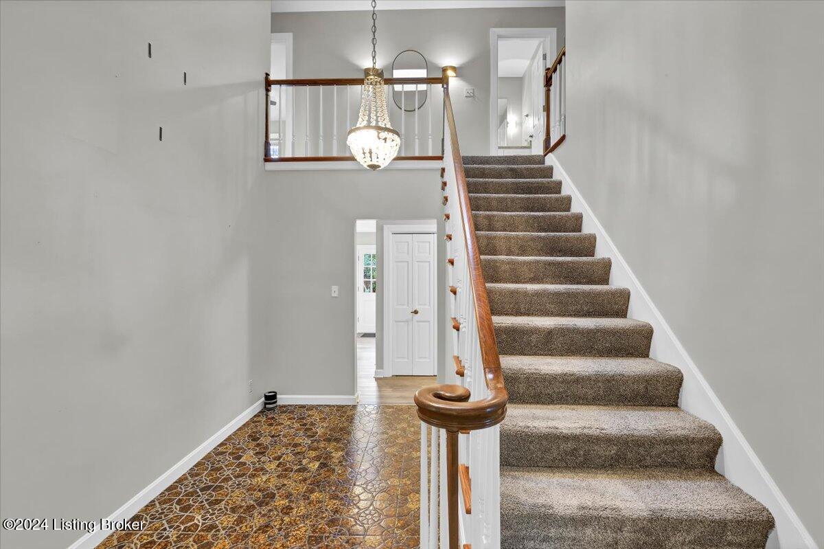 1208 Potomac Pl