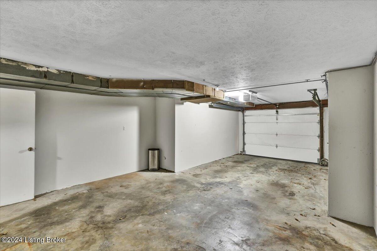 1208 Potomac Pl
