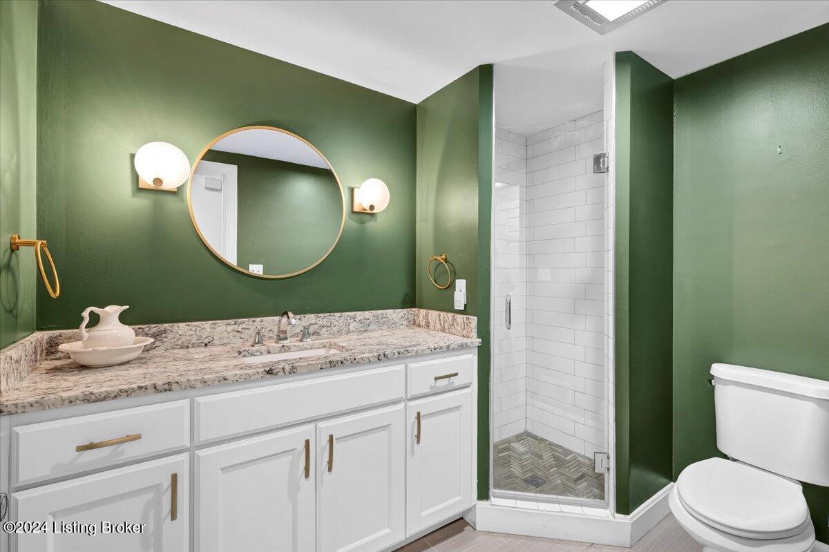 1208 Potomac Pl
