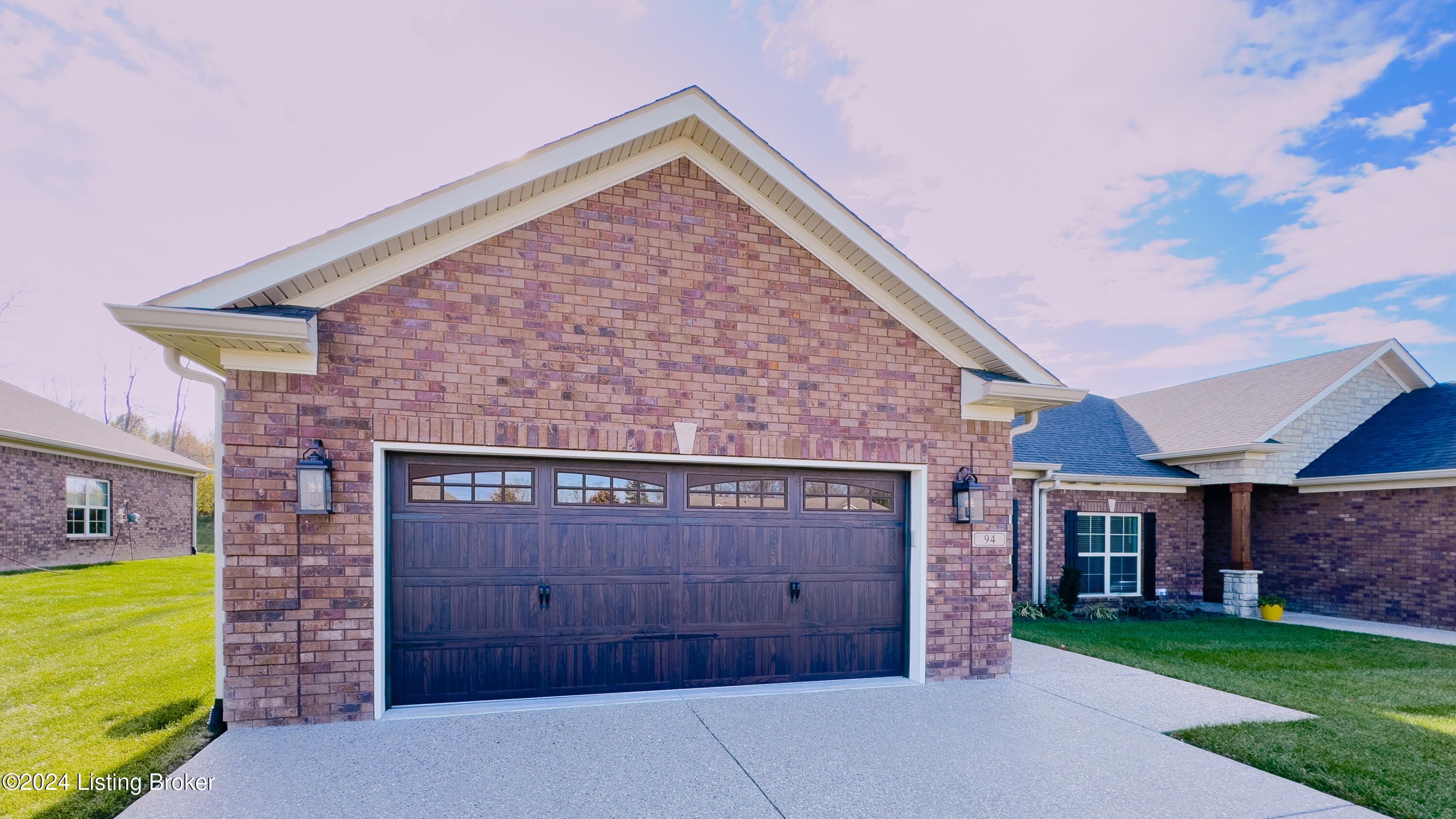 94 Cherokee Dr