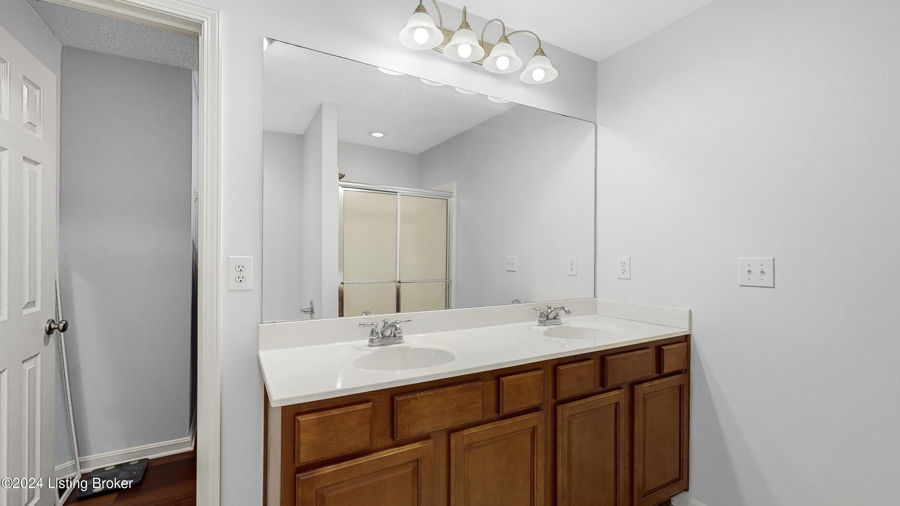 2107 Carabiner Way