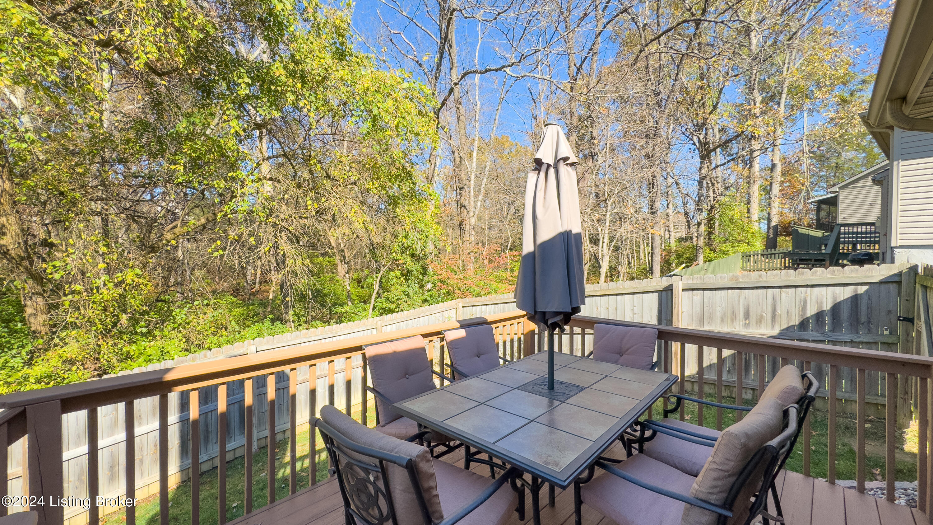 2107 Carabiner Way