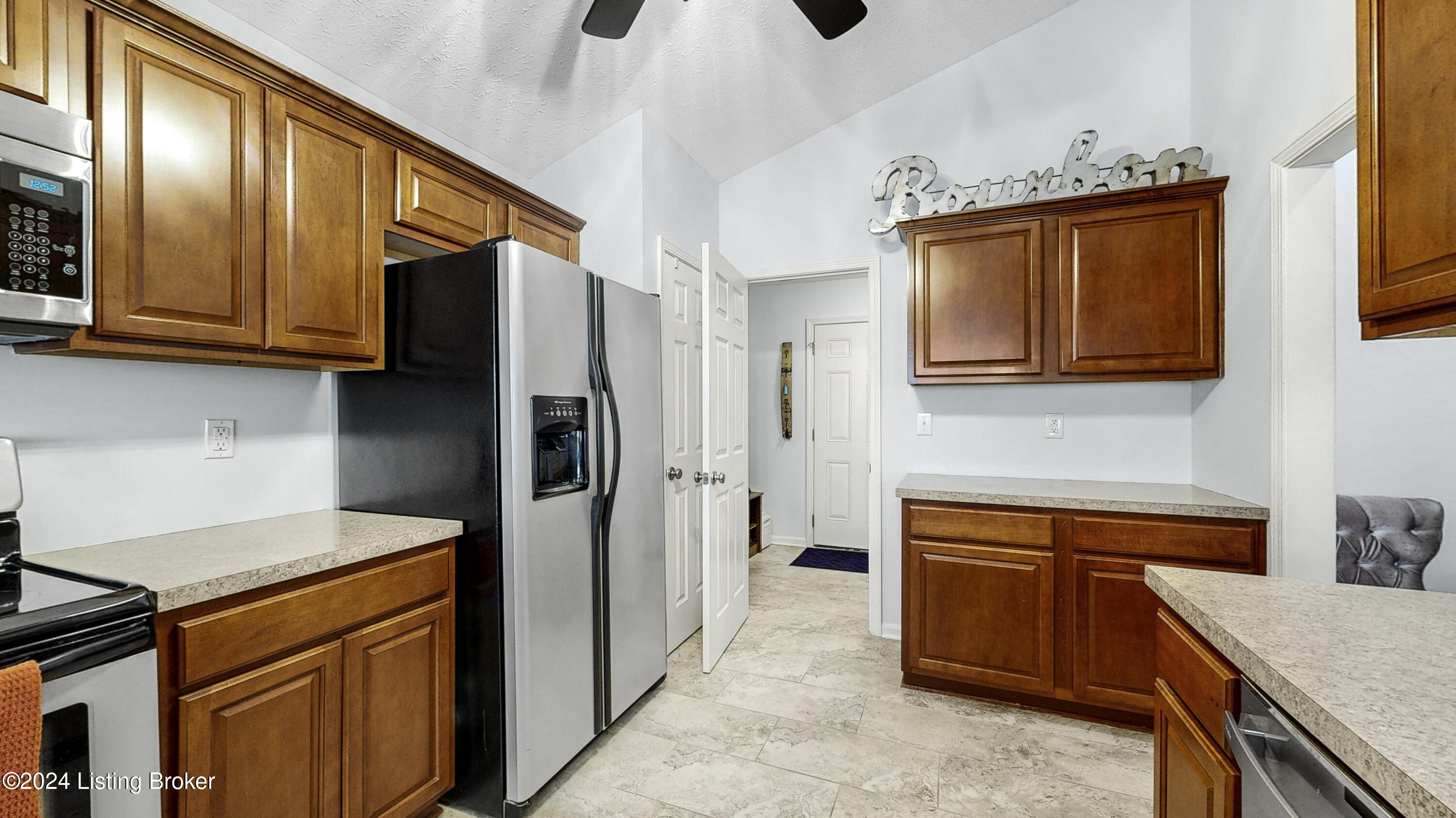 2107 Carabiner Way