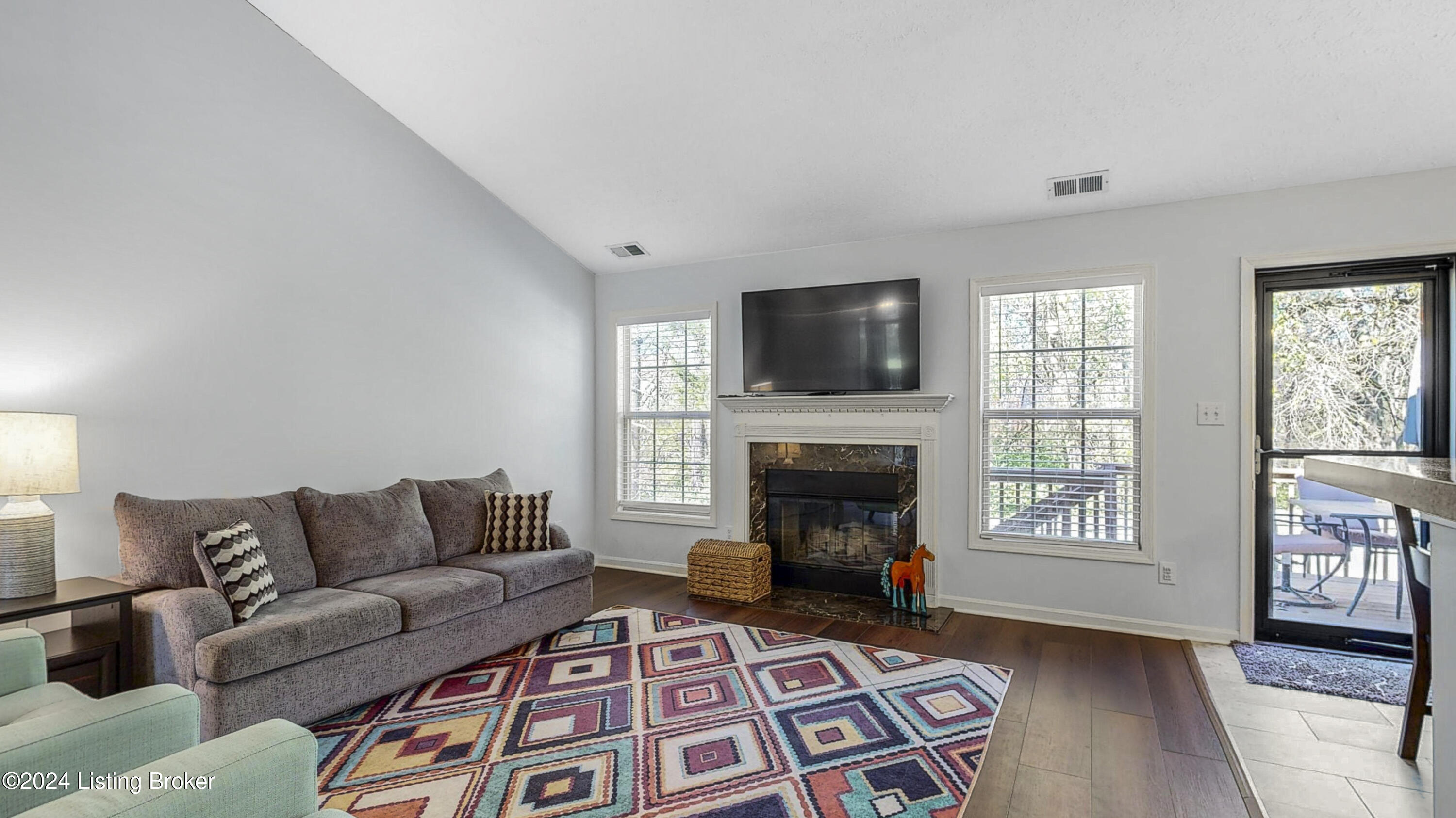 2107 Carabiner Way