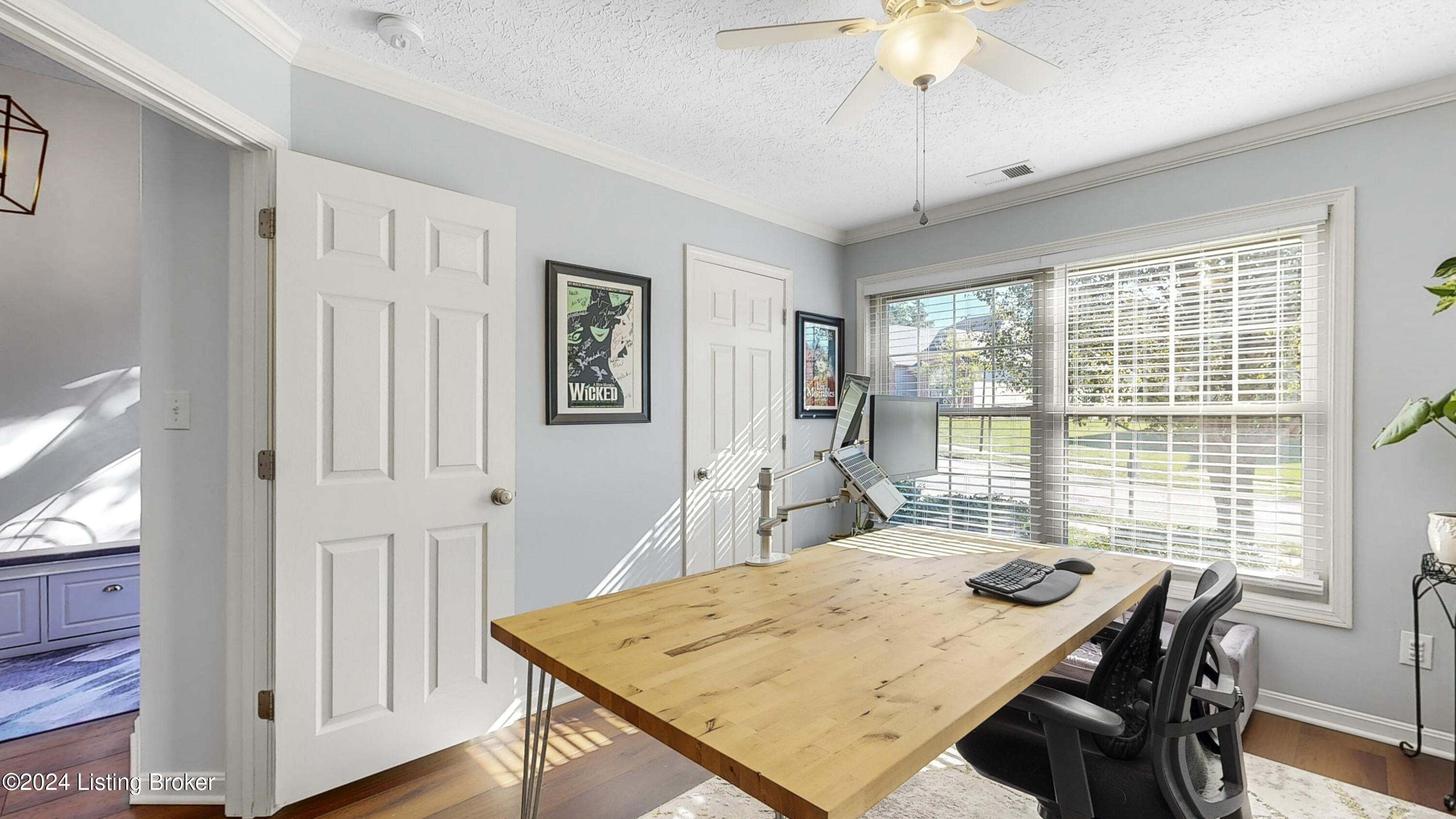 2107 Carabiner Way
