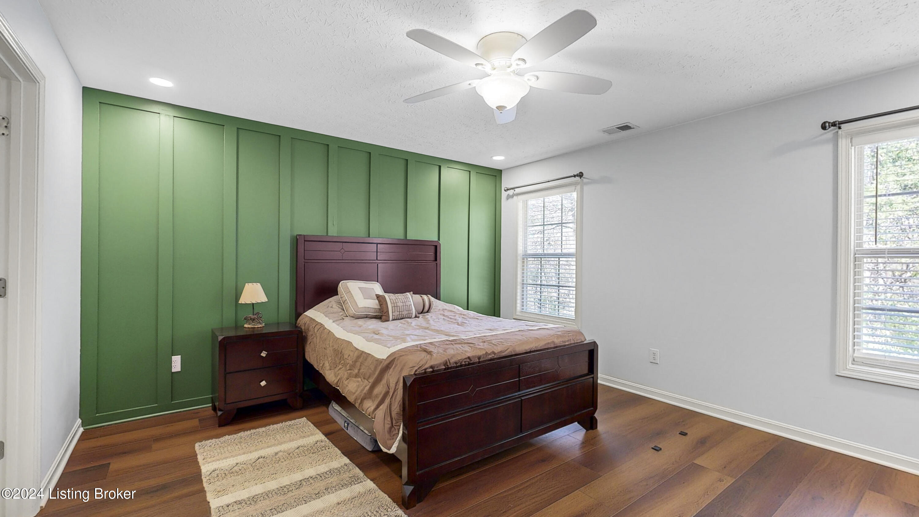 2107 Carabiner Way