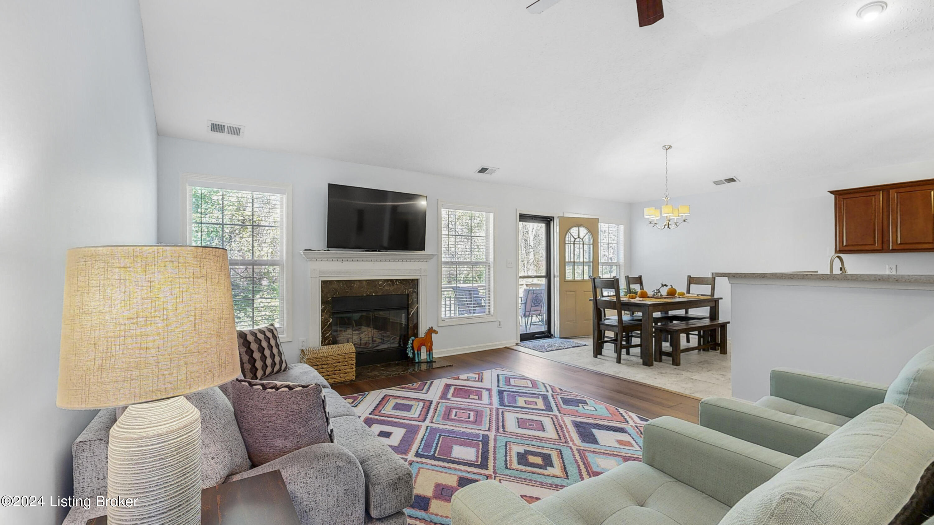 2107 Carabiner Way