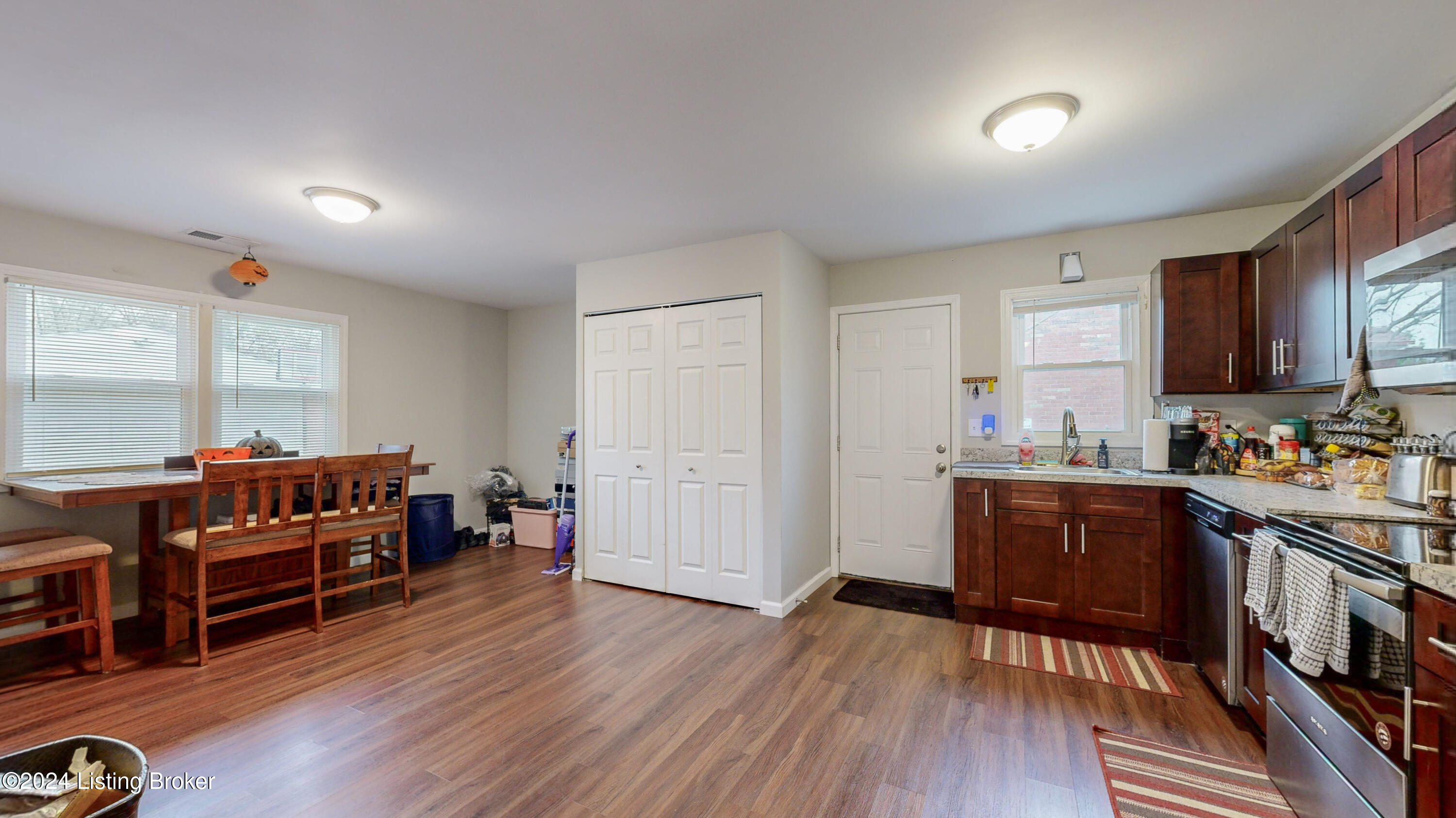 6814 Barfield Rd