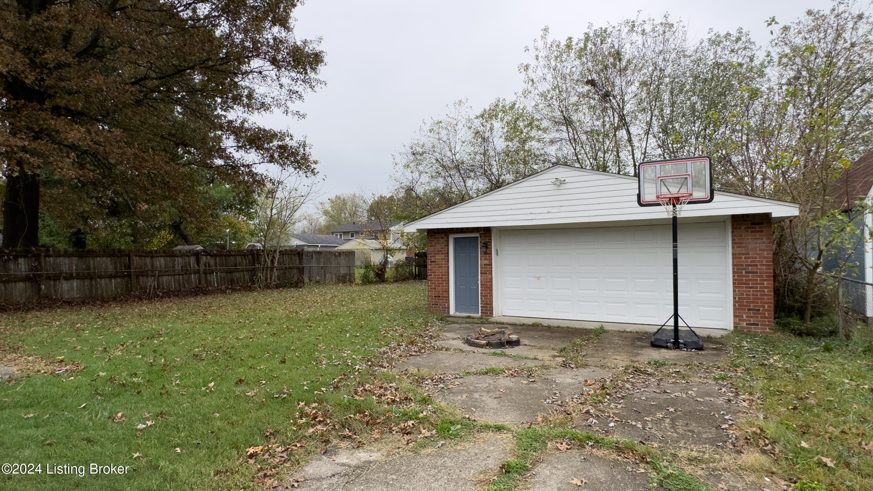 6814 Barfield Rd