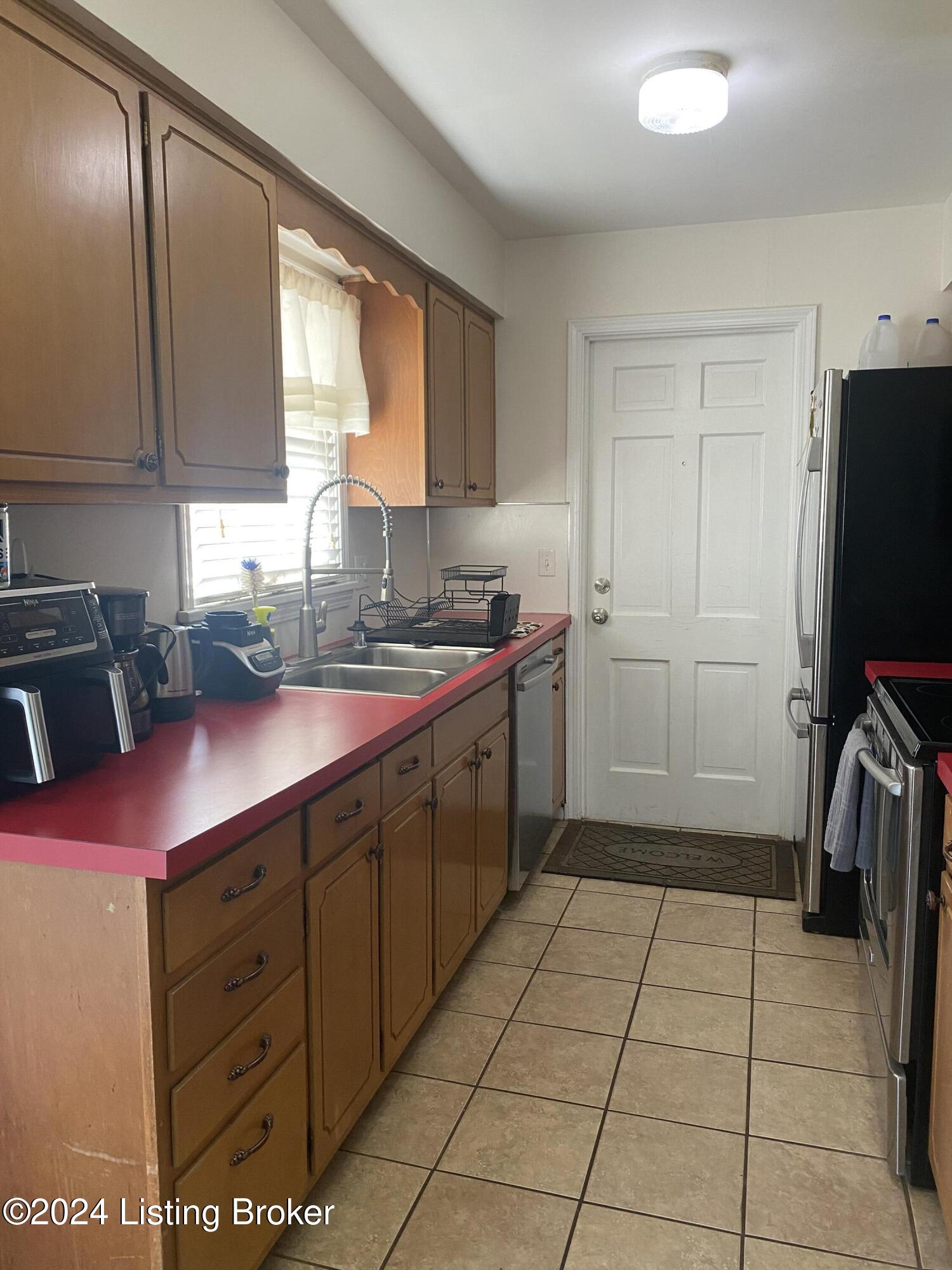 1936 Goldsmith Ln APT 3