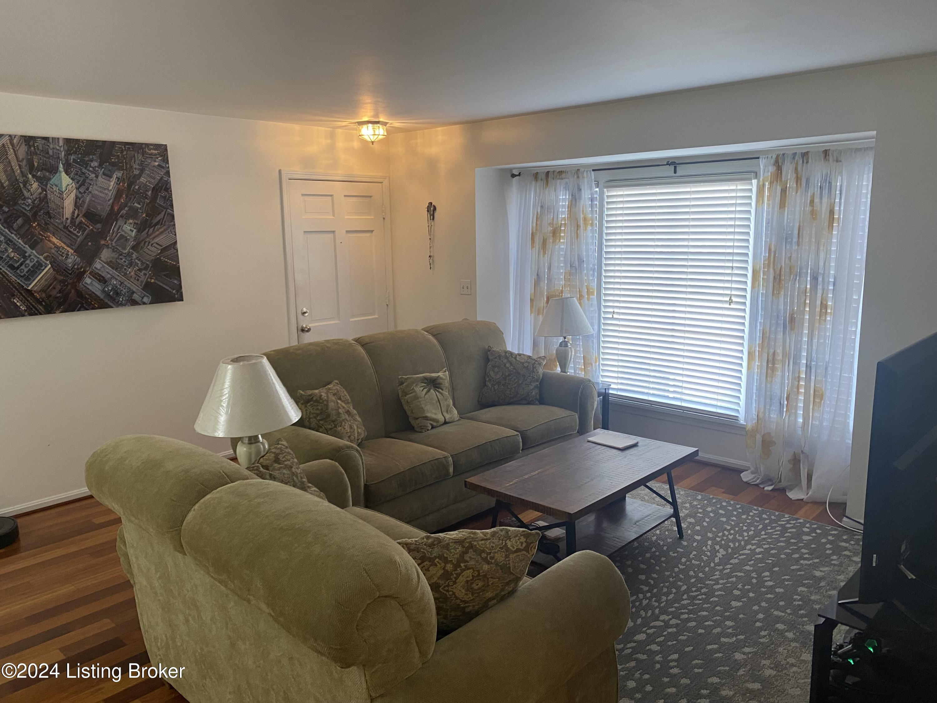 1936 Goldsmith Ln APT 3