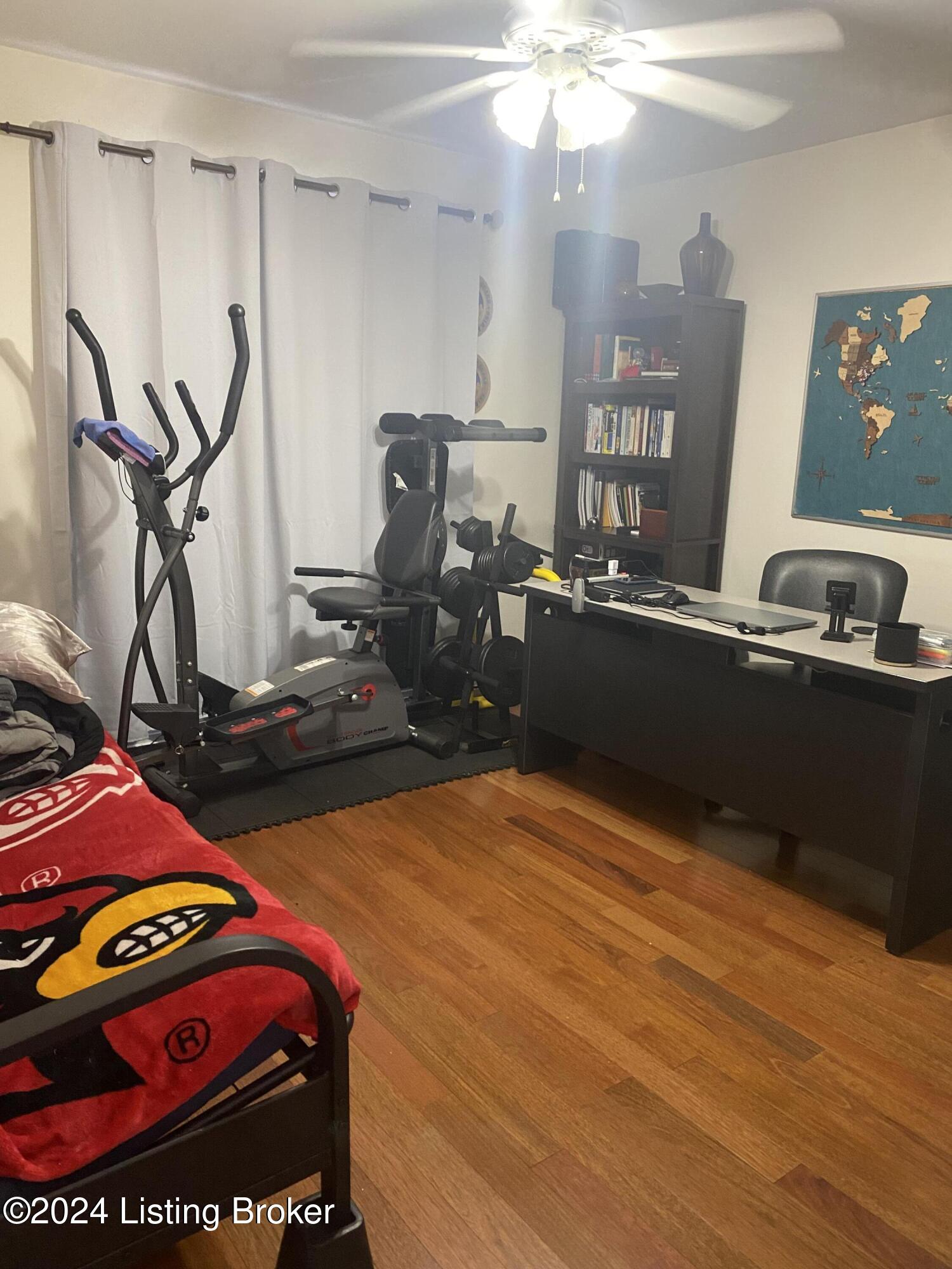 1936 Goldsmith Ln APT 3
