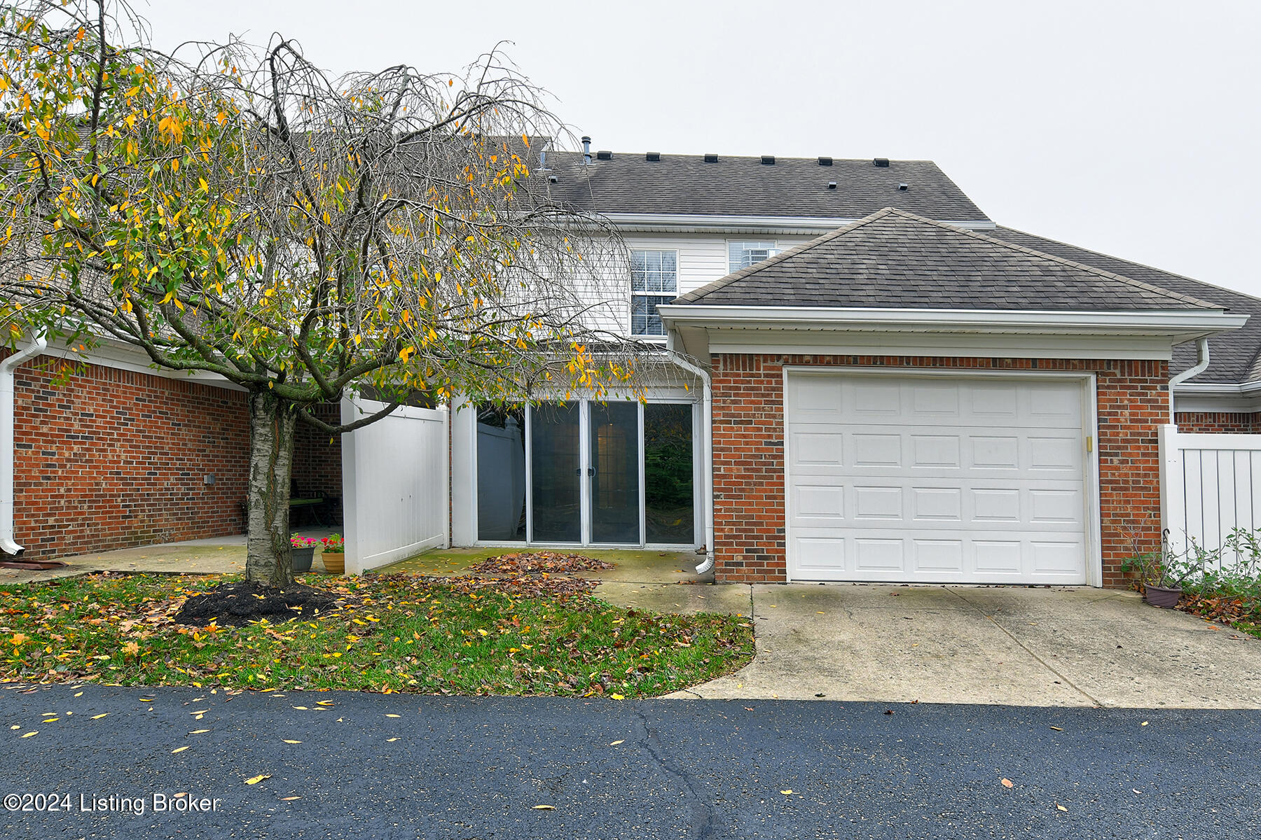 8603 Applegate Village Dr