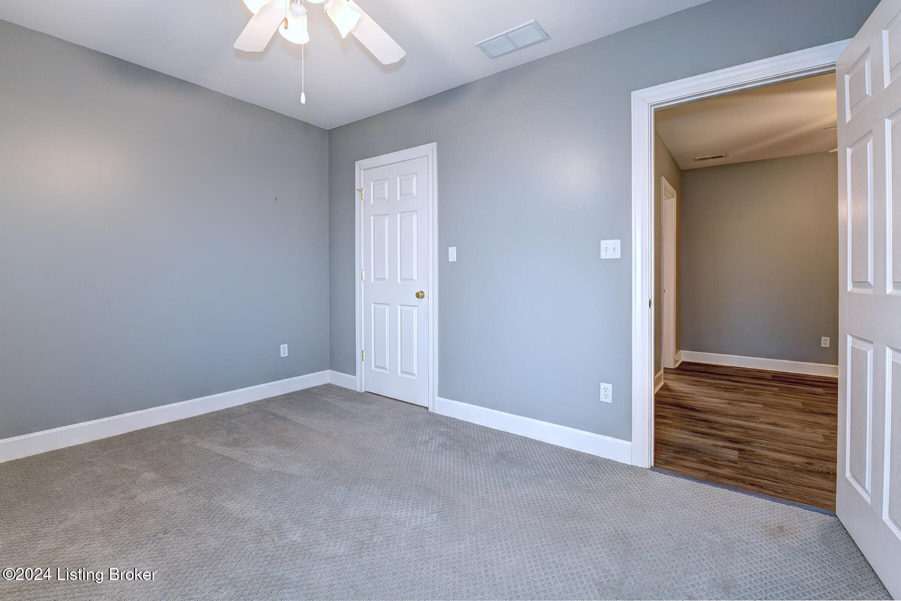 8603 Applegate Village Dr