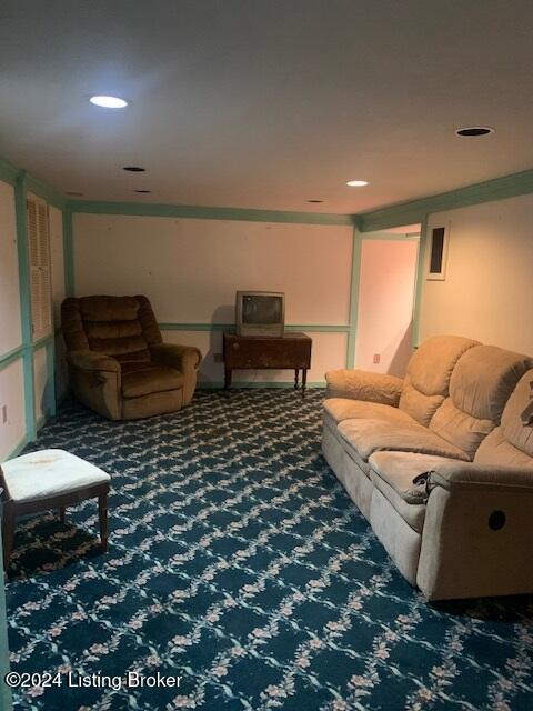 8602 Codington Ct