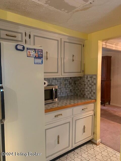 8602 Codington Ct