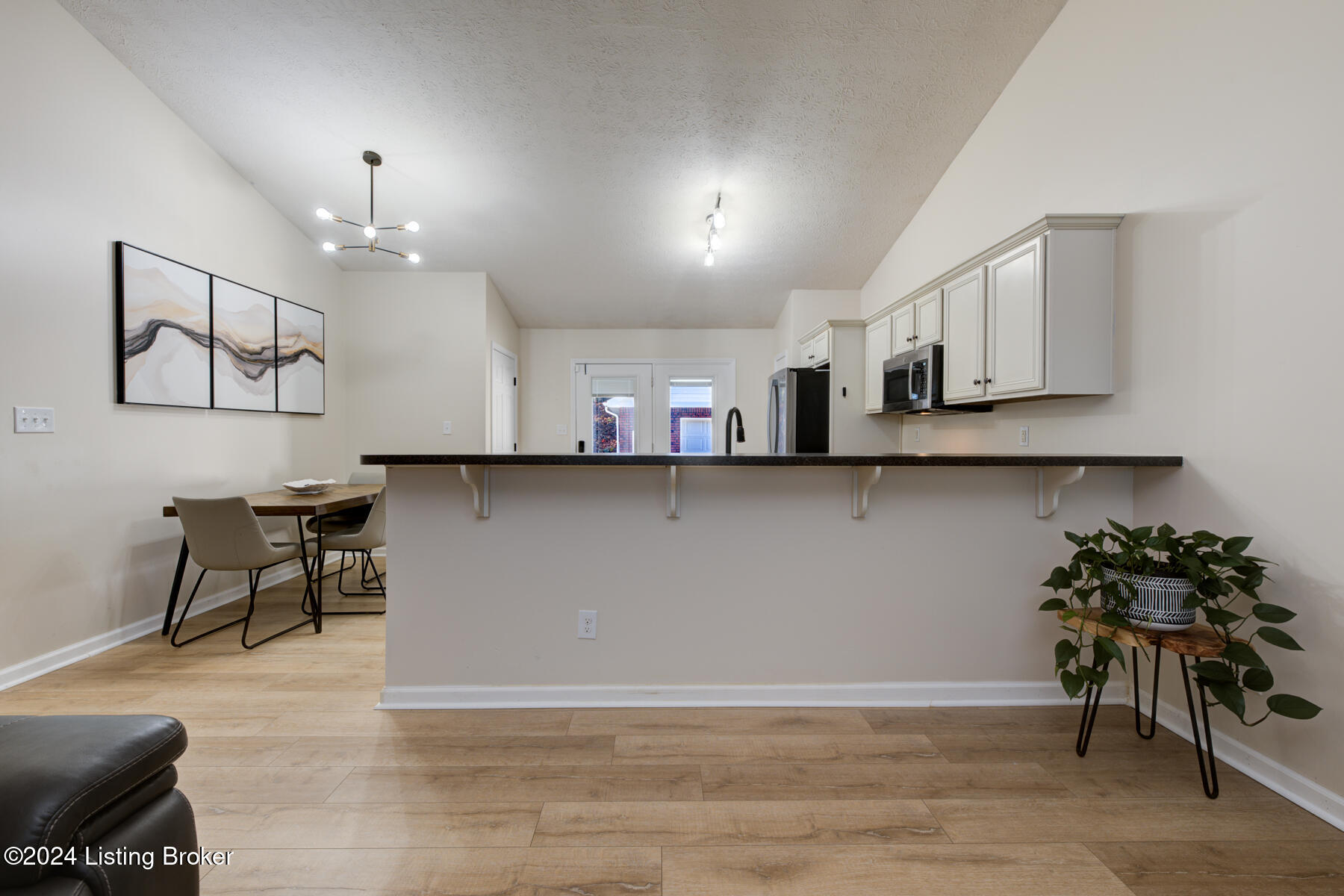 402 Babe Dr