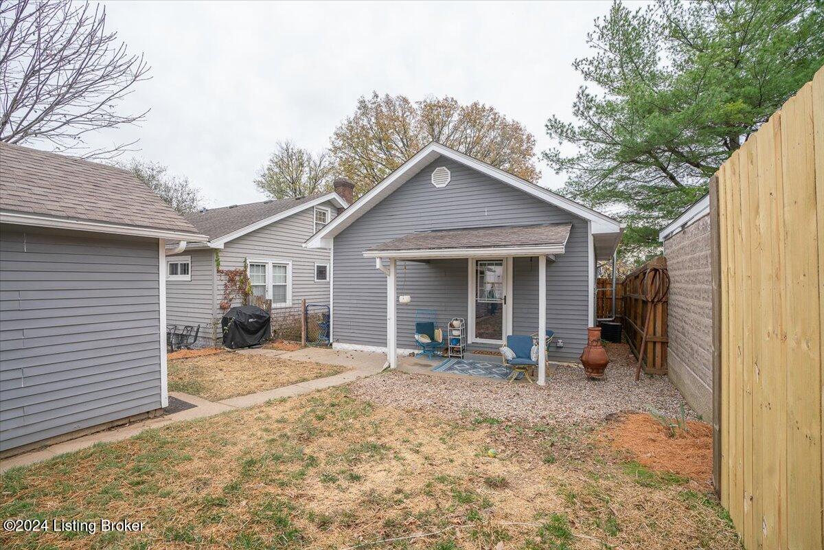 1053 Wetterau Ave
