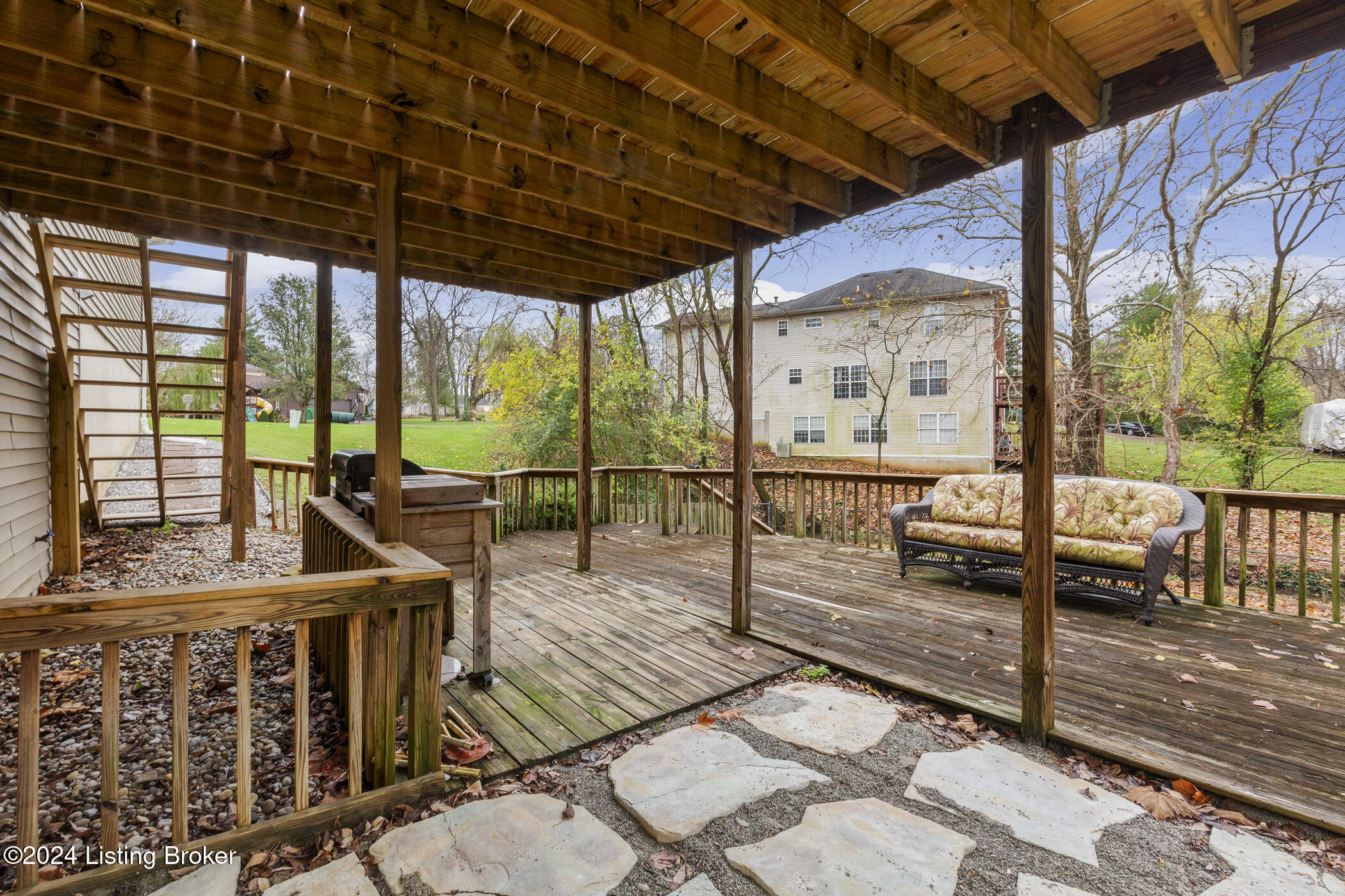 4400 Eagles Cove Ct