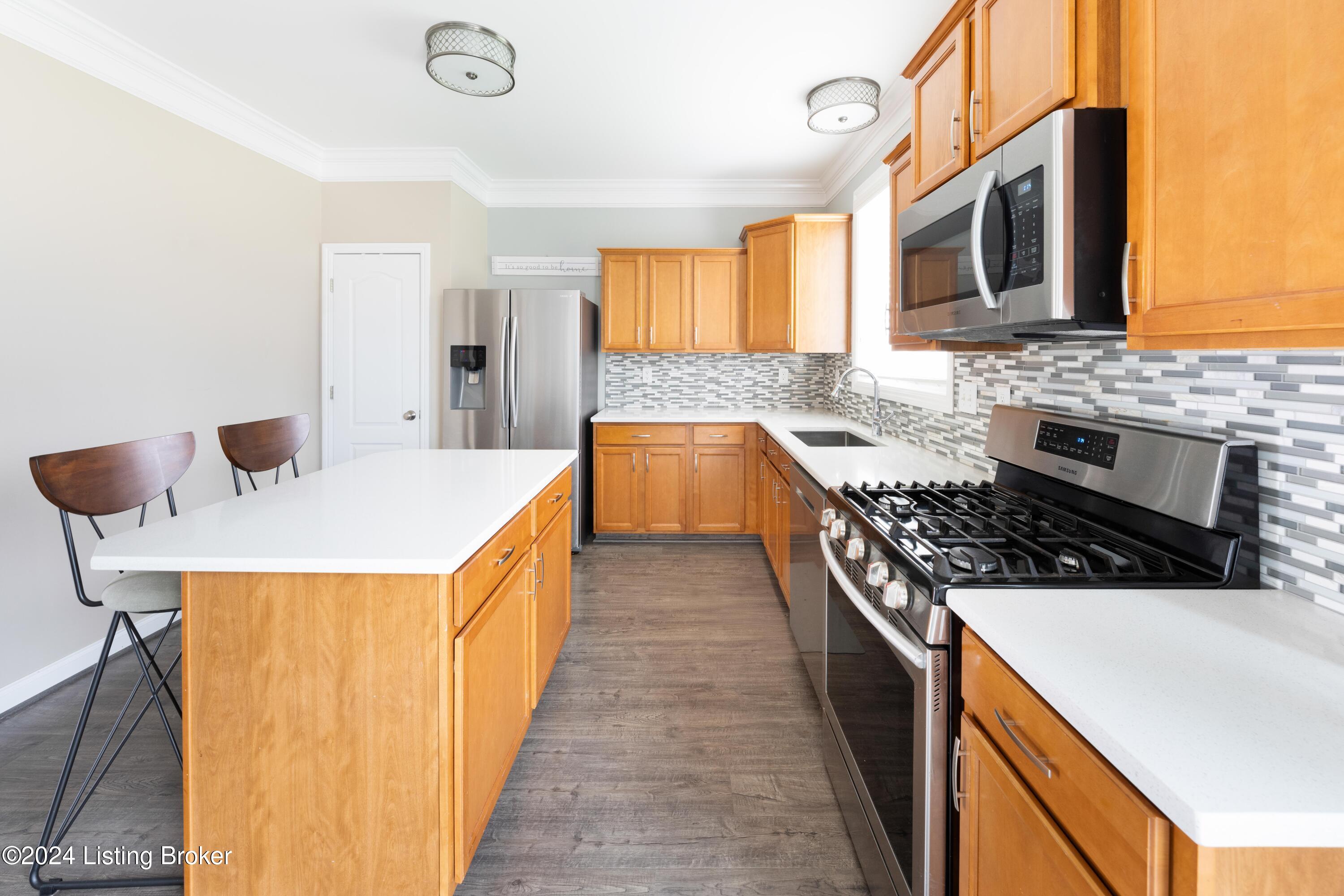 10120 Hornbeam Blvd