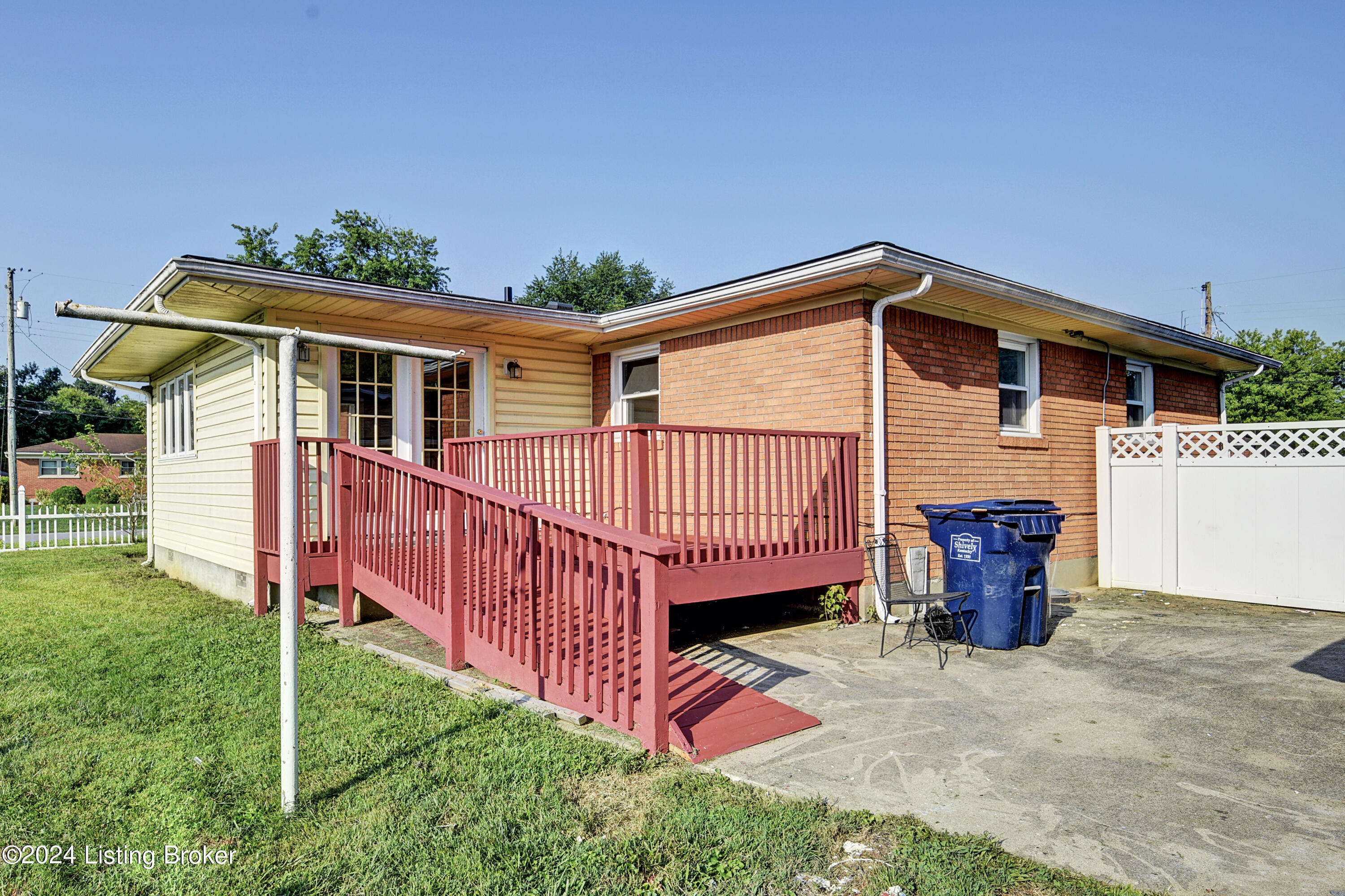 3115 Kingswood Way