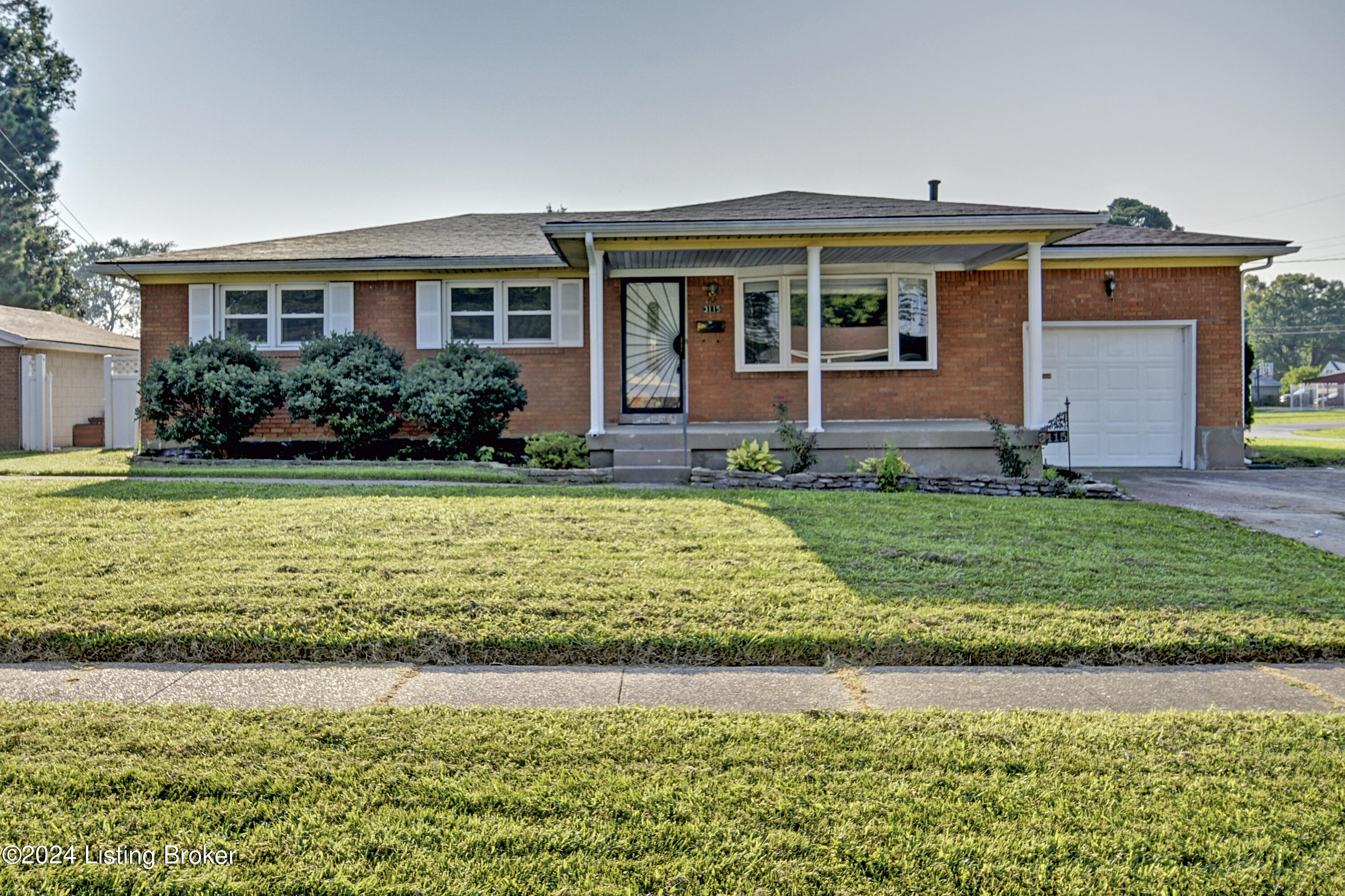 3115 Kingswood Way