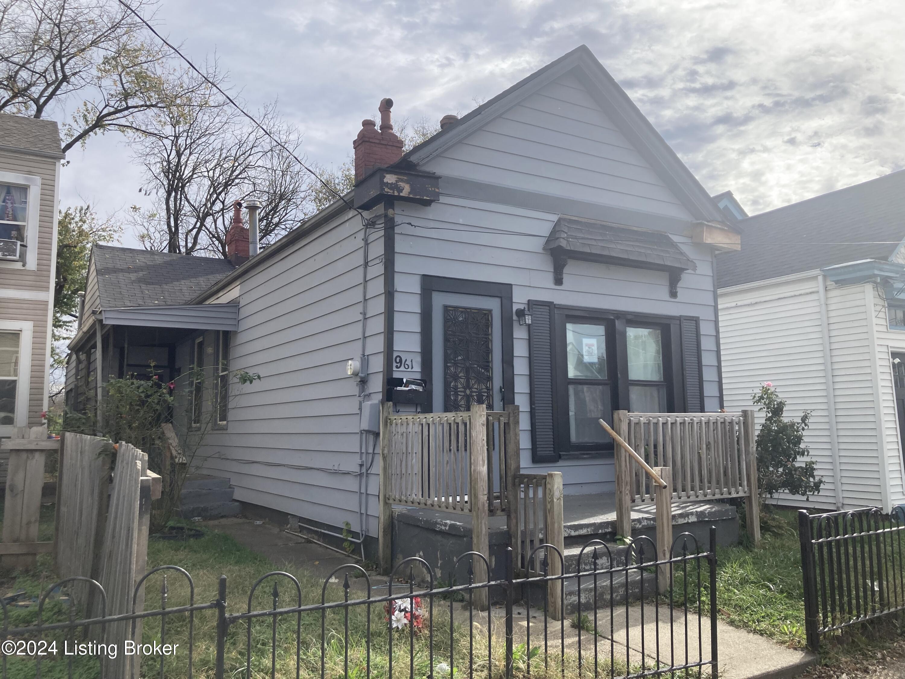 961 S Shelby St
