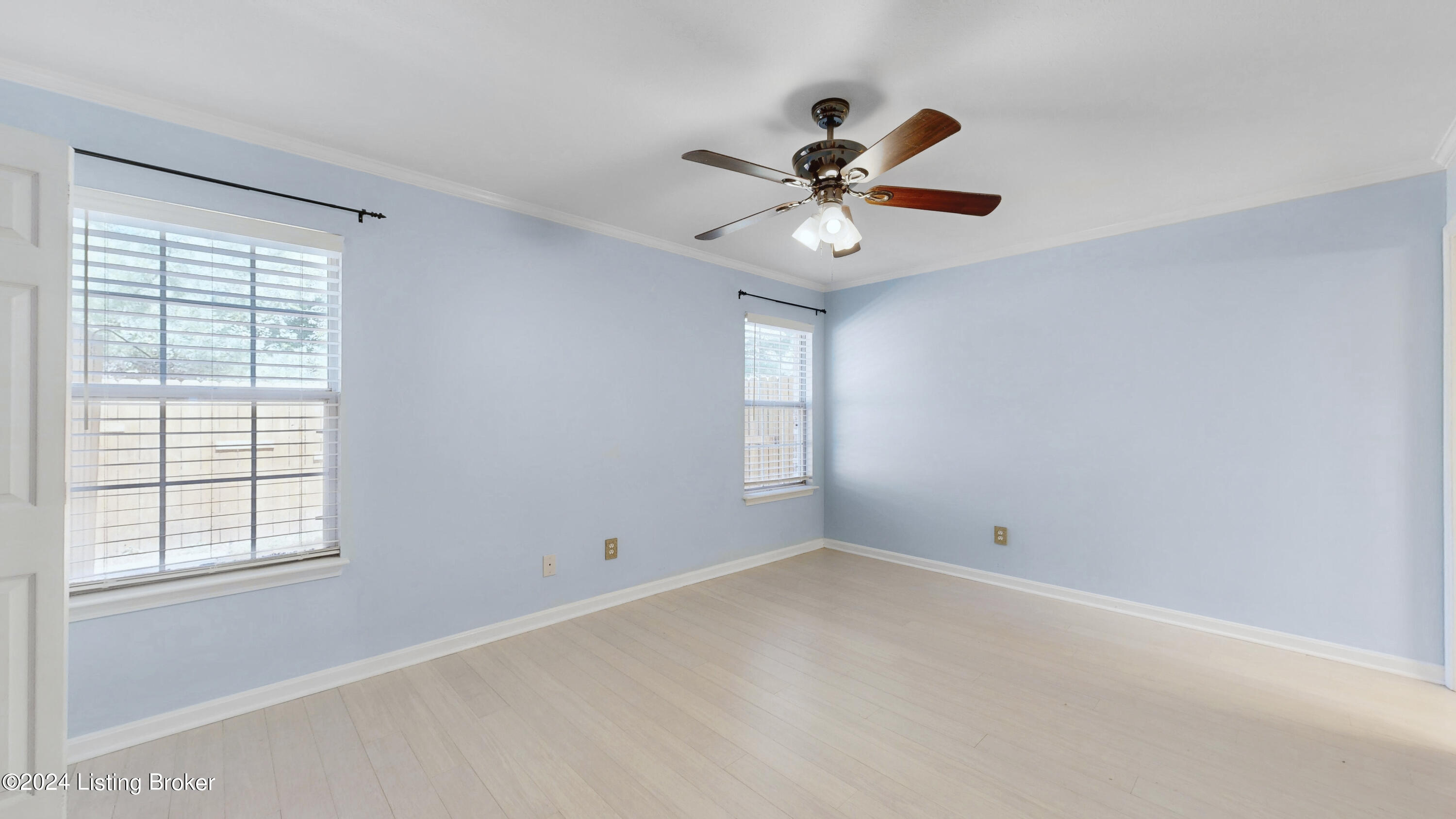 3813 Chamberlain Ln, APT B