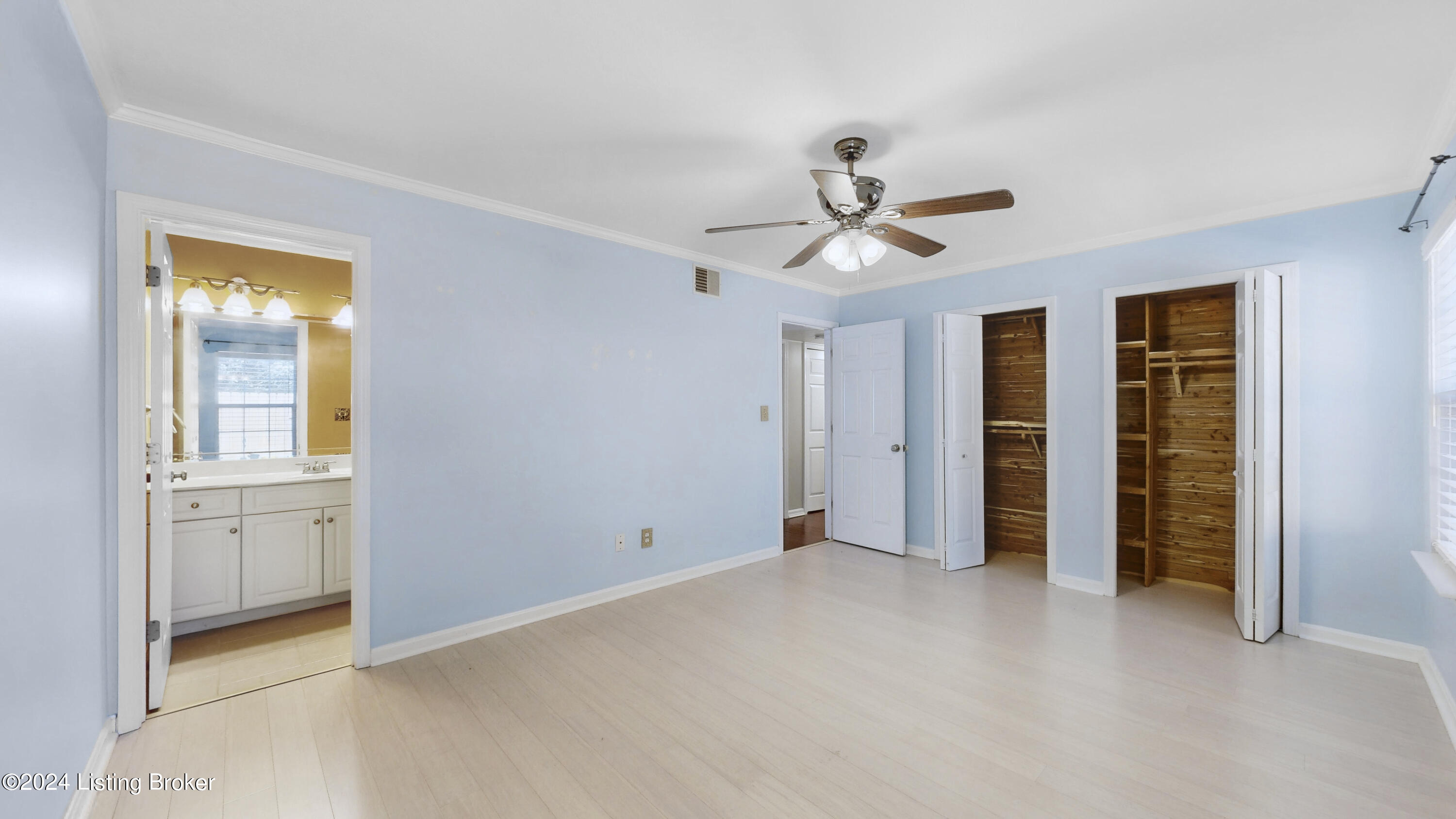 3813 Chamberlain Ln, APT B