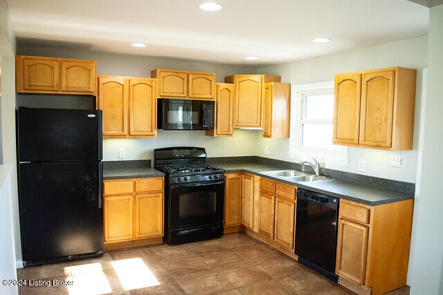 5312 Juanita Ln