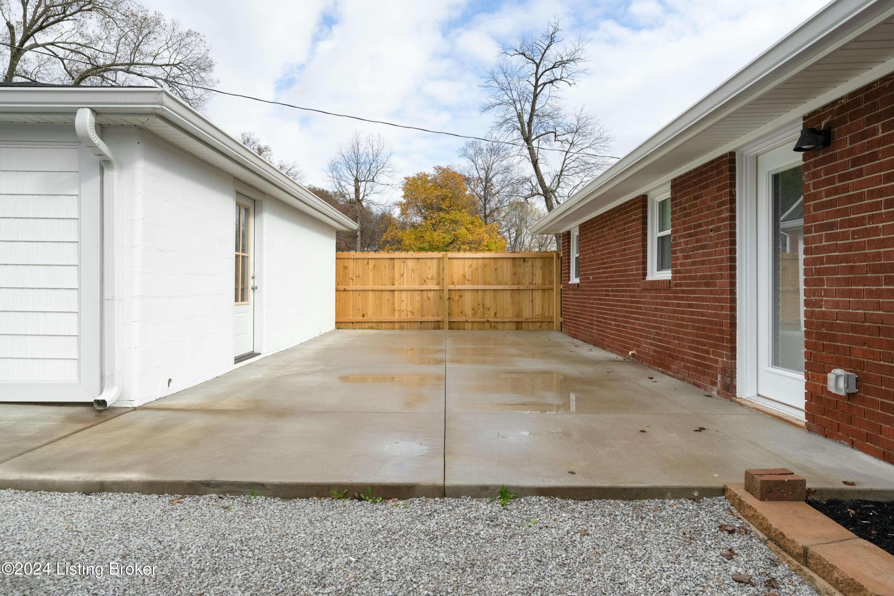 9308 3rd Street Rd