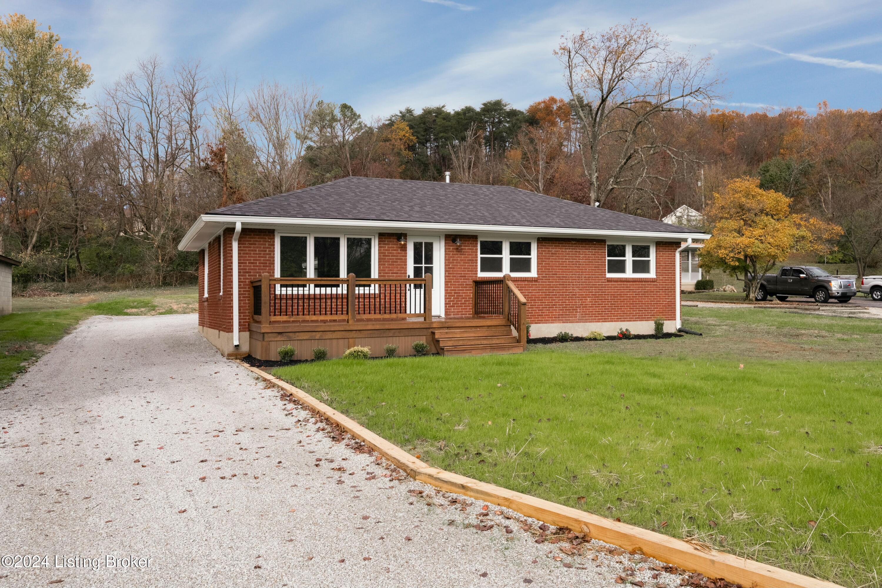9308 3rd Street Rd
