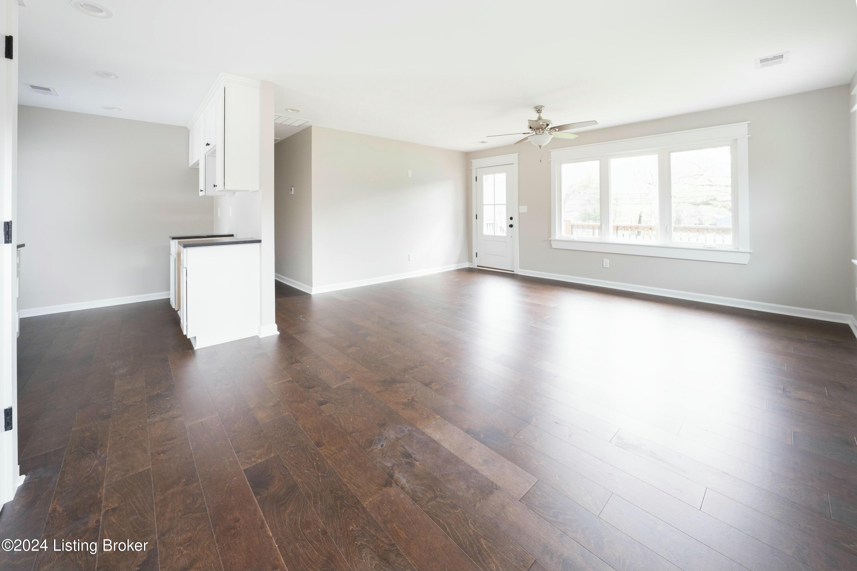 9308 3rd Street Rd
