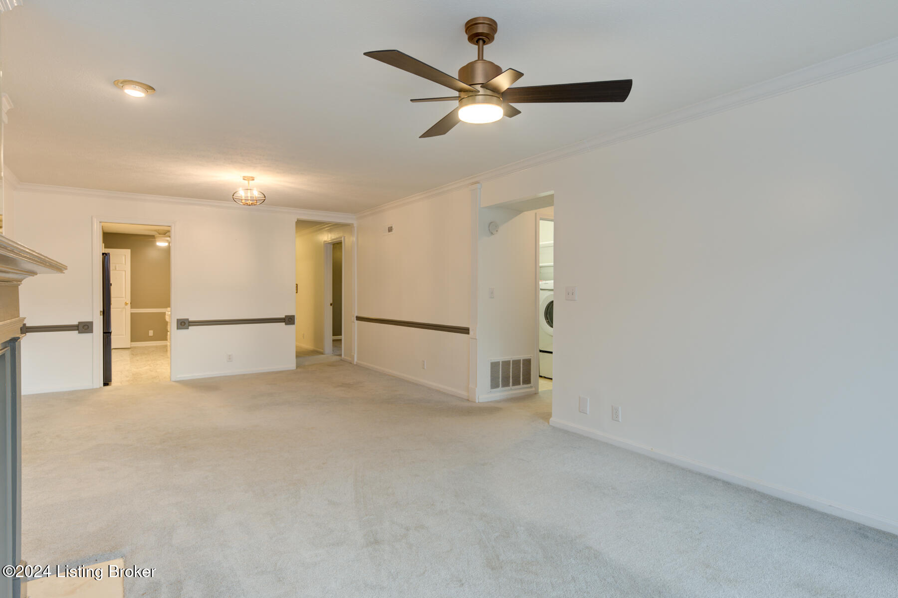 902 Forest Park Rd