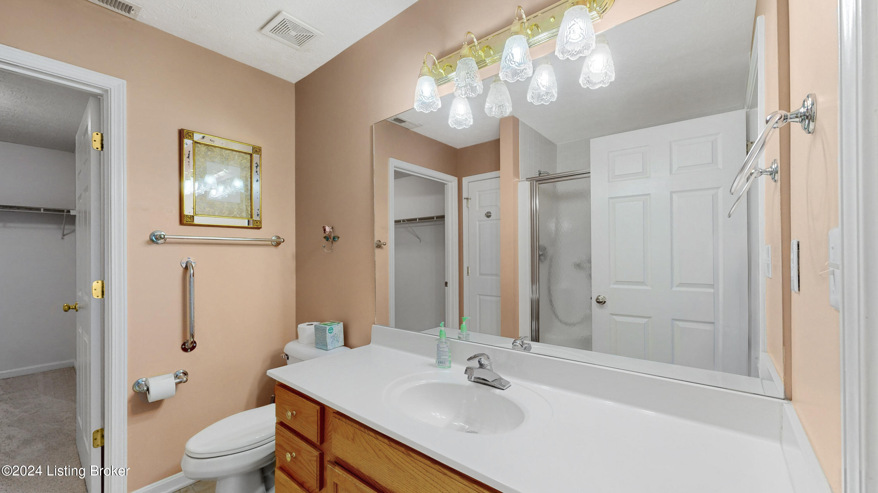 10223 Pine Glen Cir