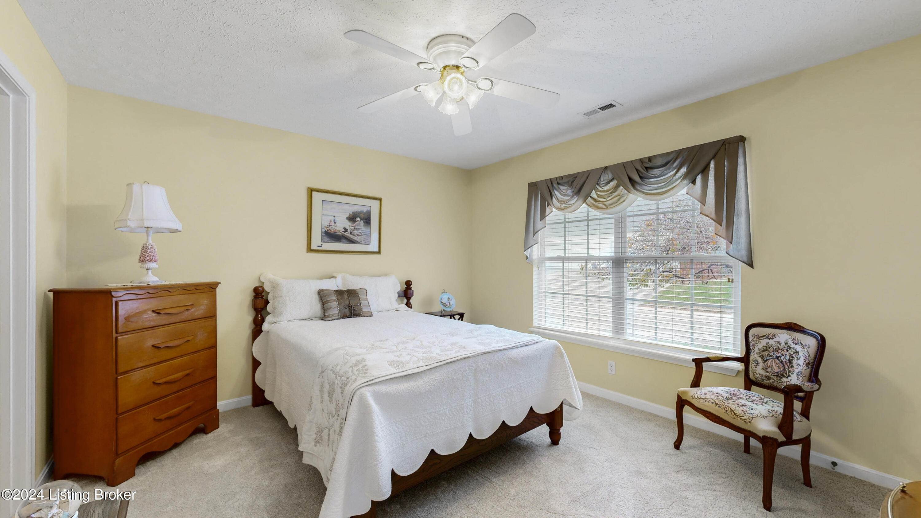 10223 Pine Glen Cir