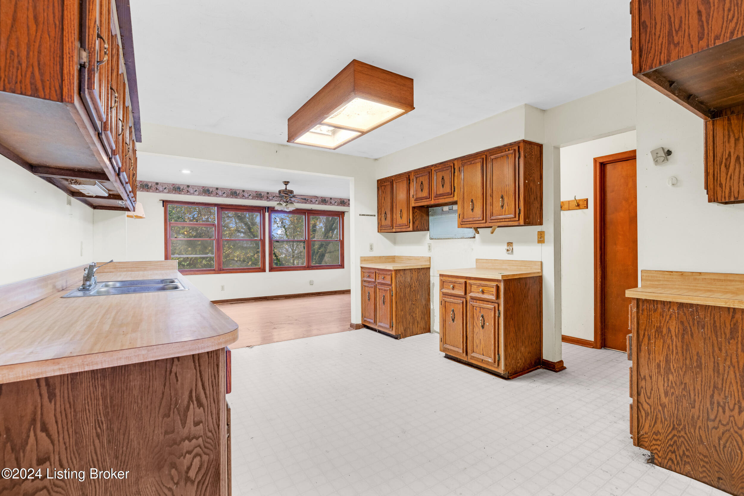 2664 Kings Church Rd