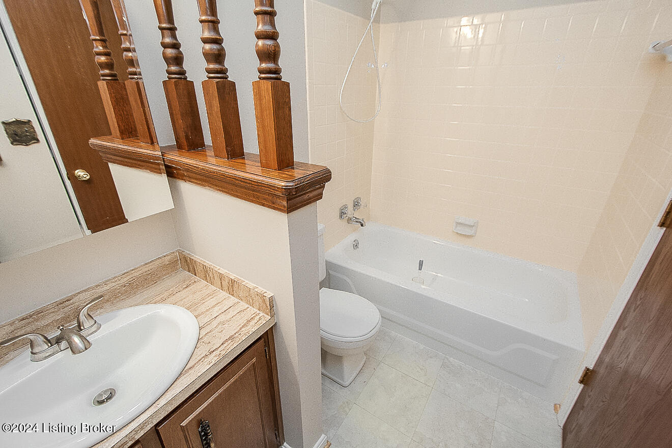 3125 Spring Breeze Ct
