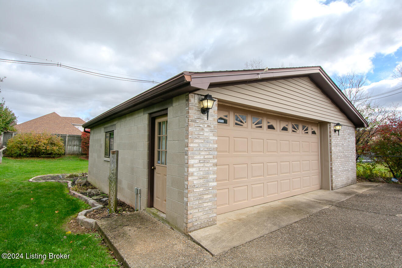 3125 Spring Breeze Ct