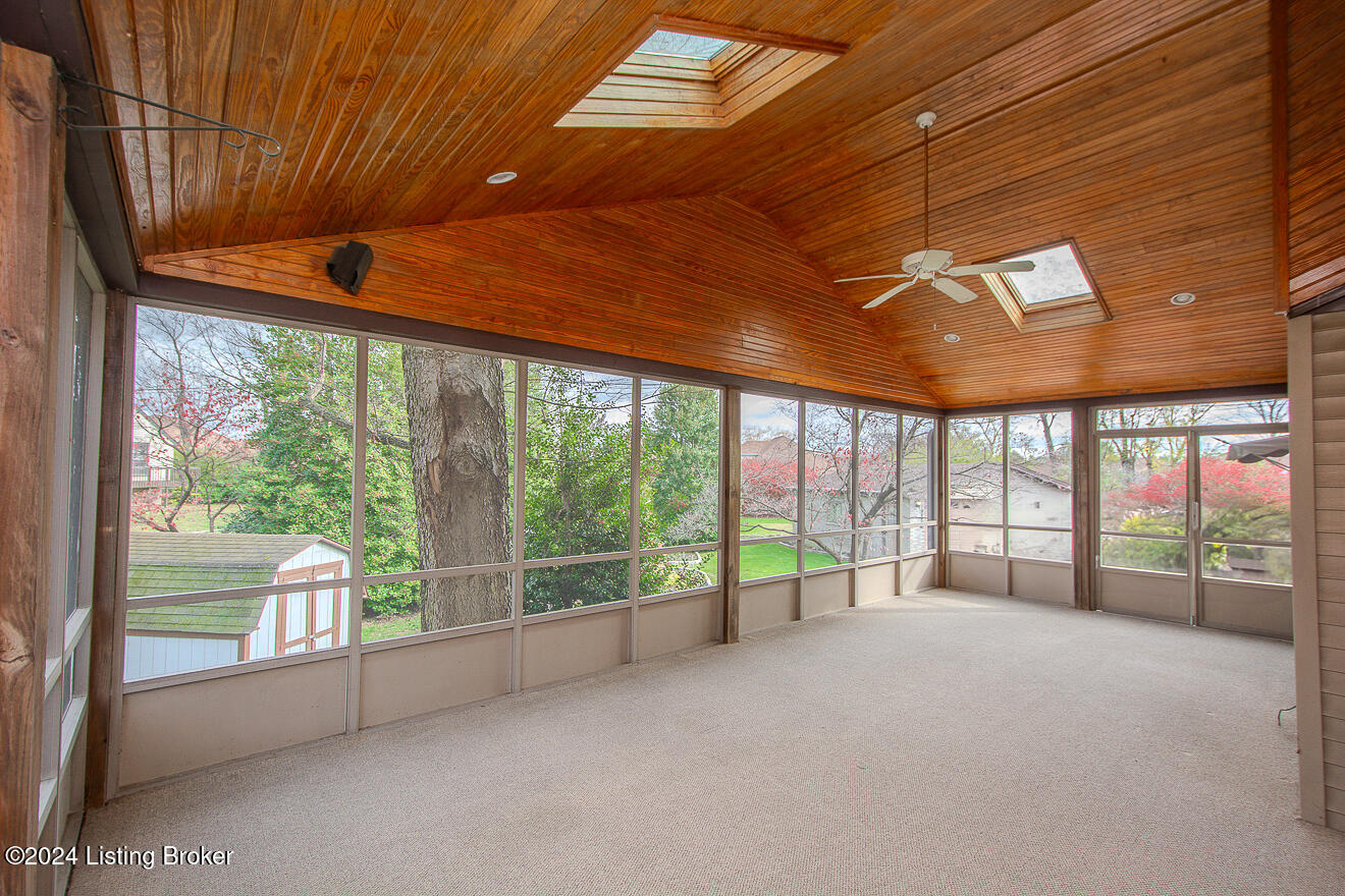 3125 Spring Breeze Ct